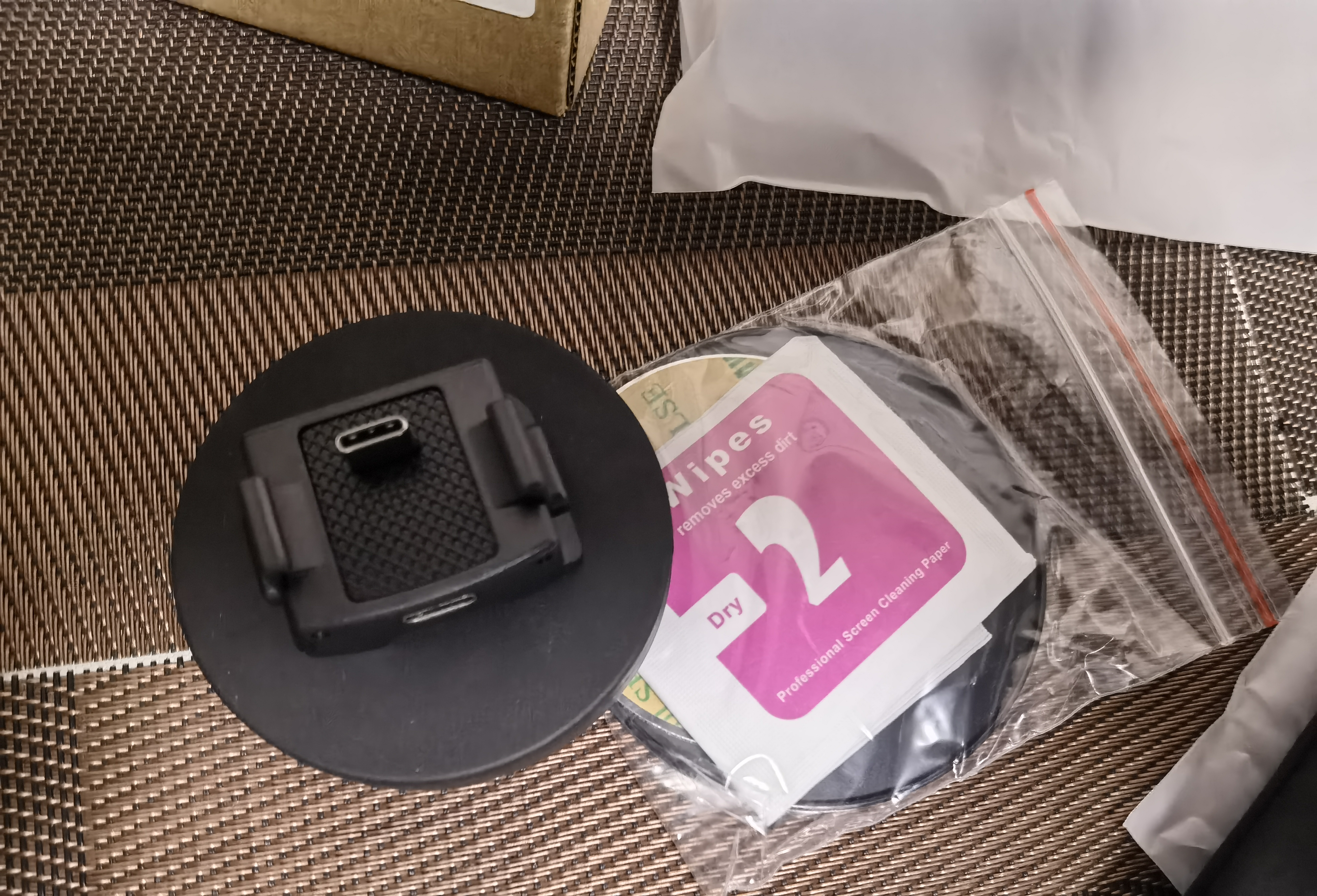 漾菲斯适用大疆pocket4pro/4/3车载支架底座吸盘固定汽车内中控台磁吸快拆底座DJI口袋云台相机拓展配件 实拍图