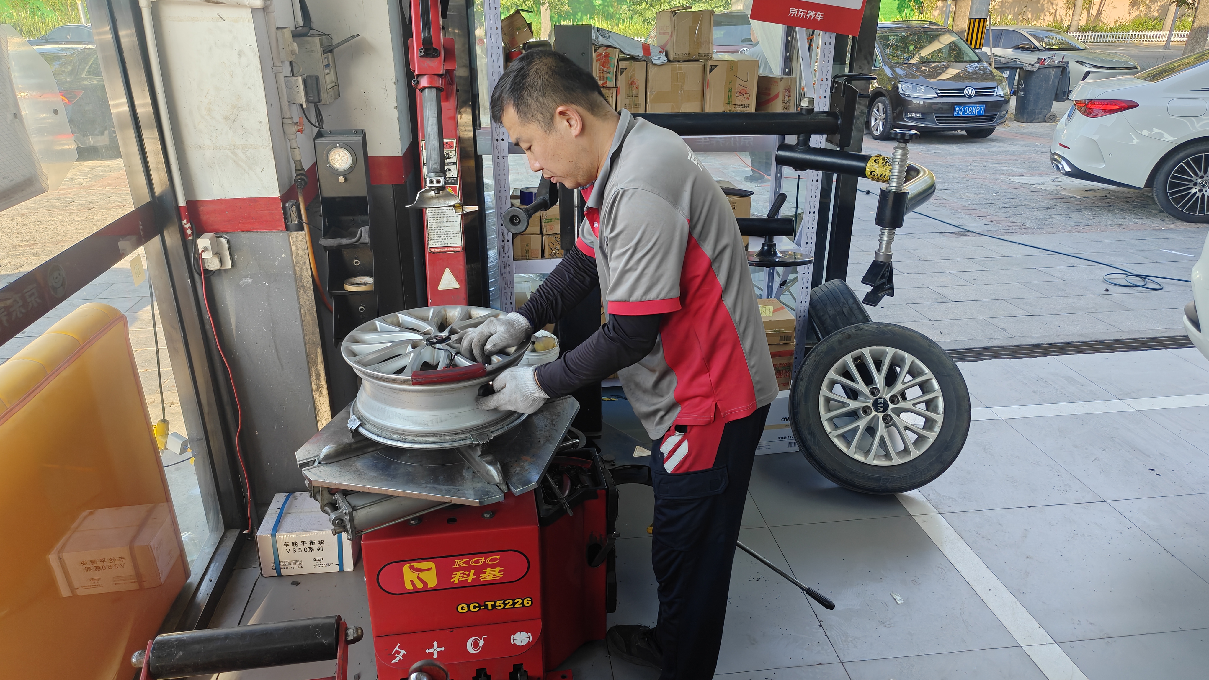 ENTDA朝阳 安达轮胎 汽车轮胎 185/65R15 88H D01 适配骐达/标志301 实拍图