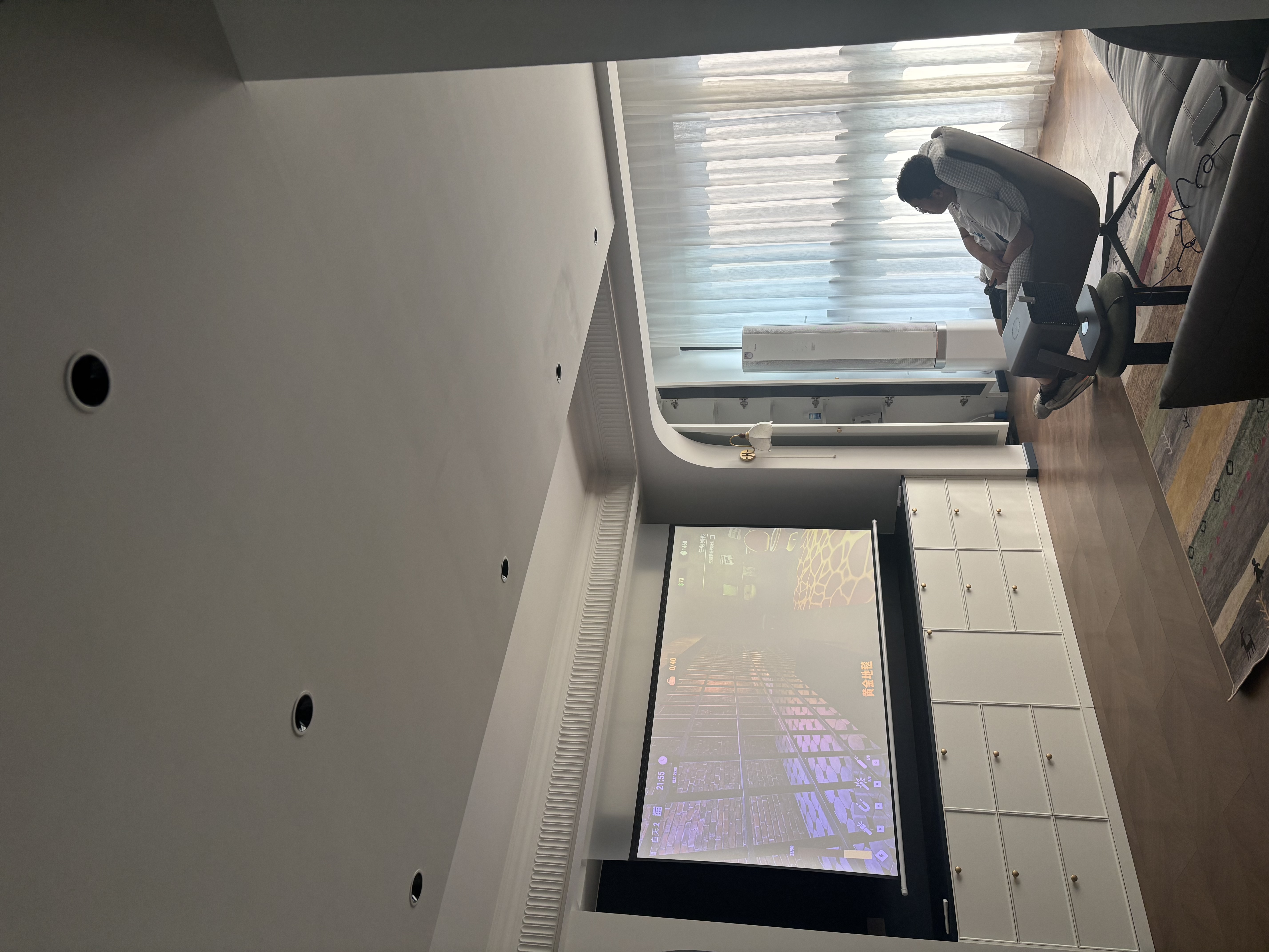 Vidda 映画100吋电动光学幕布 专业适配三色激光投影 电动遥控抗卷边更耐用 海信C5/C3/M2 Pro系列可用 实拍图