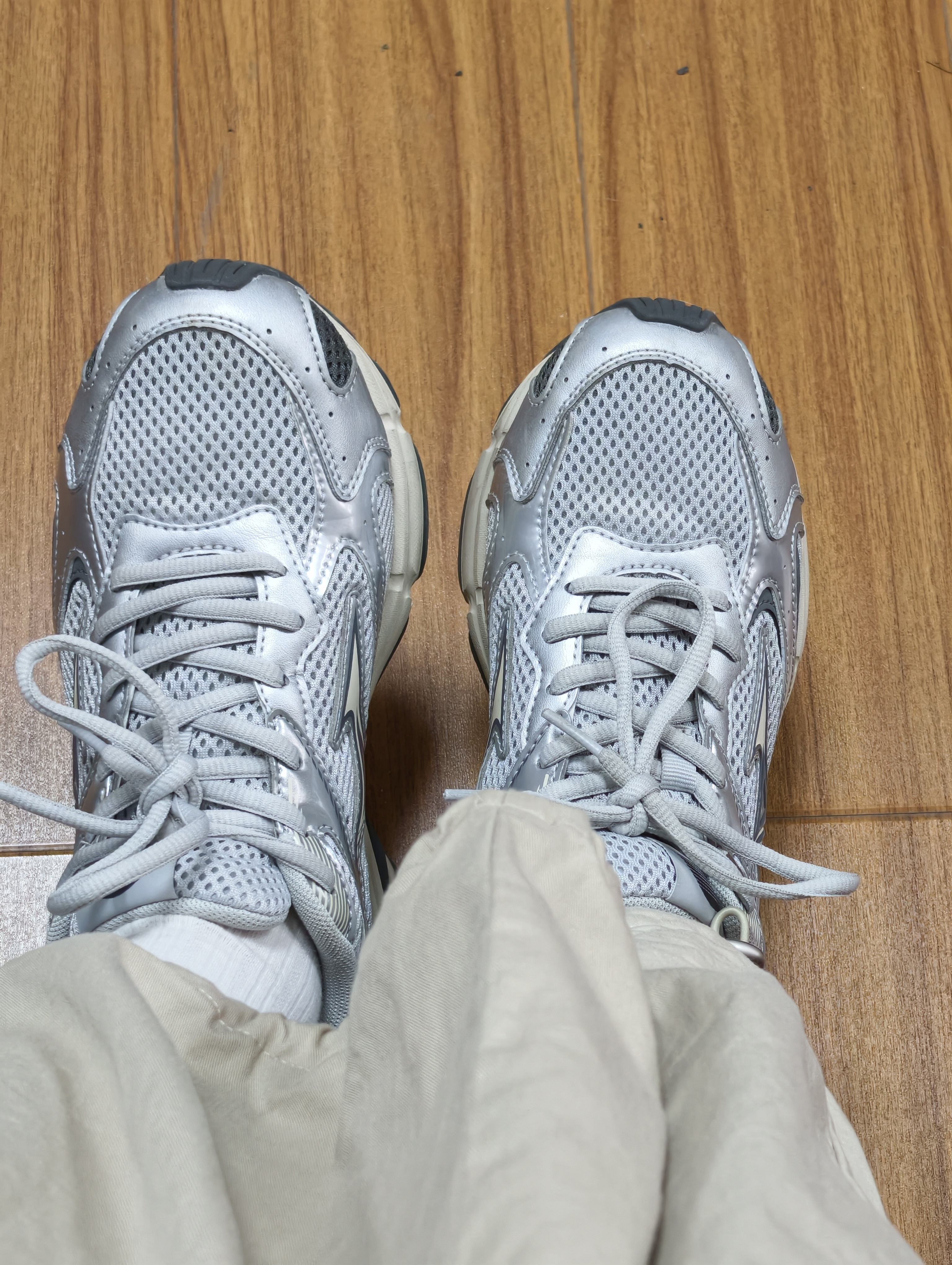 美津浓（MIZUNO）男女复古跑步运动鞋 缓震耐磨 多层次拼接 SPEED 2K 38.5码 实拍图