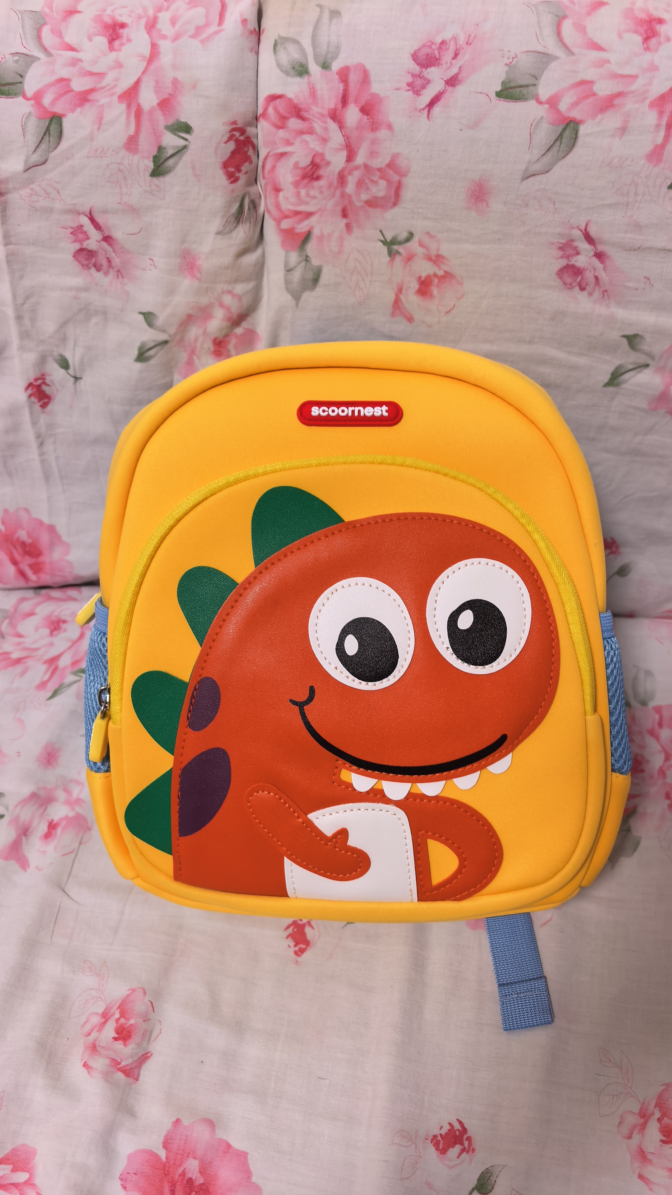 科巢幼儿园儿童书包男女孩入学宝宝新款恐龙轻便女童防走失背包 防丢绳【中号3-6岁卡达龙】 实拍图