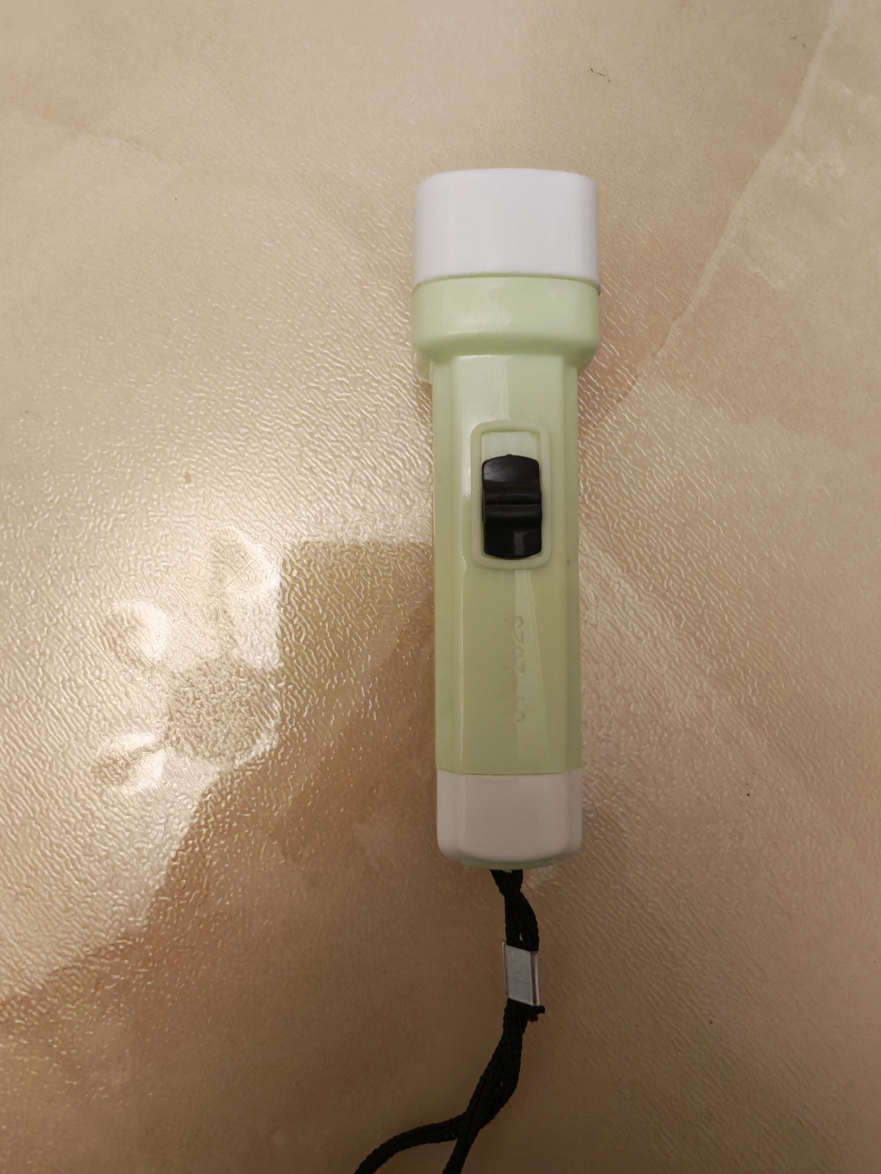 【便携小手电】马卡龙色小手电筒强光电筒照明灯LED迷你便携 颜色随机1个 实拍图