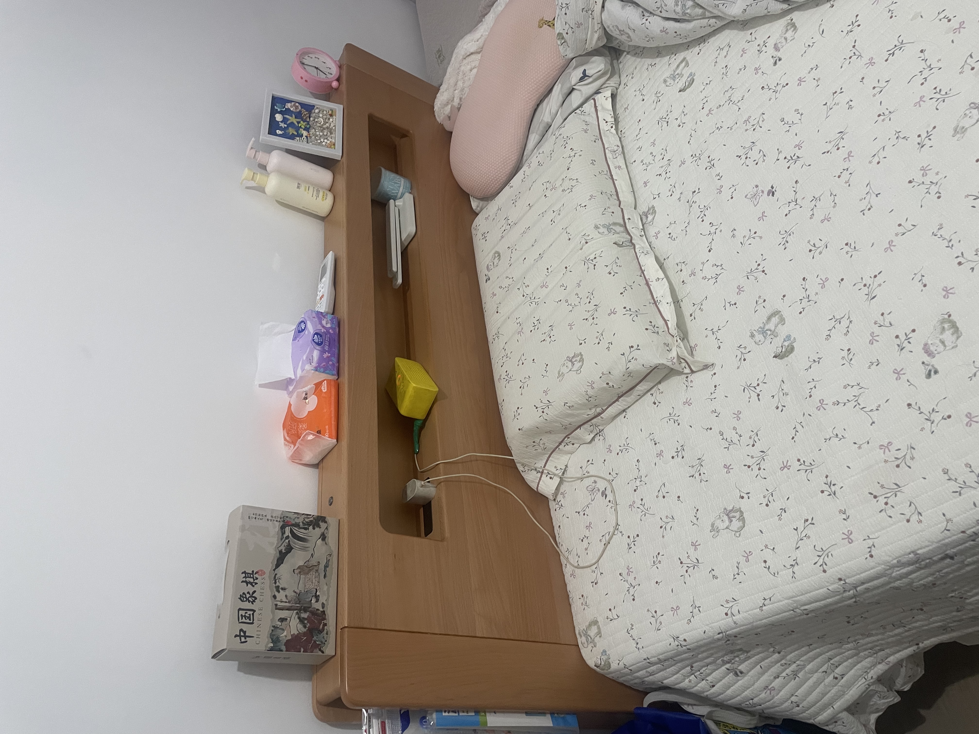 源氏木语全实木床北欧风小户型卧室家具橡木床现代简约主卧1.5m1.8m双人床 【1】原木色低铺夜光床直靠【山毛榉】 1500mm*2000mm  框架结构 常规松木铺板 实拍图