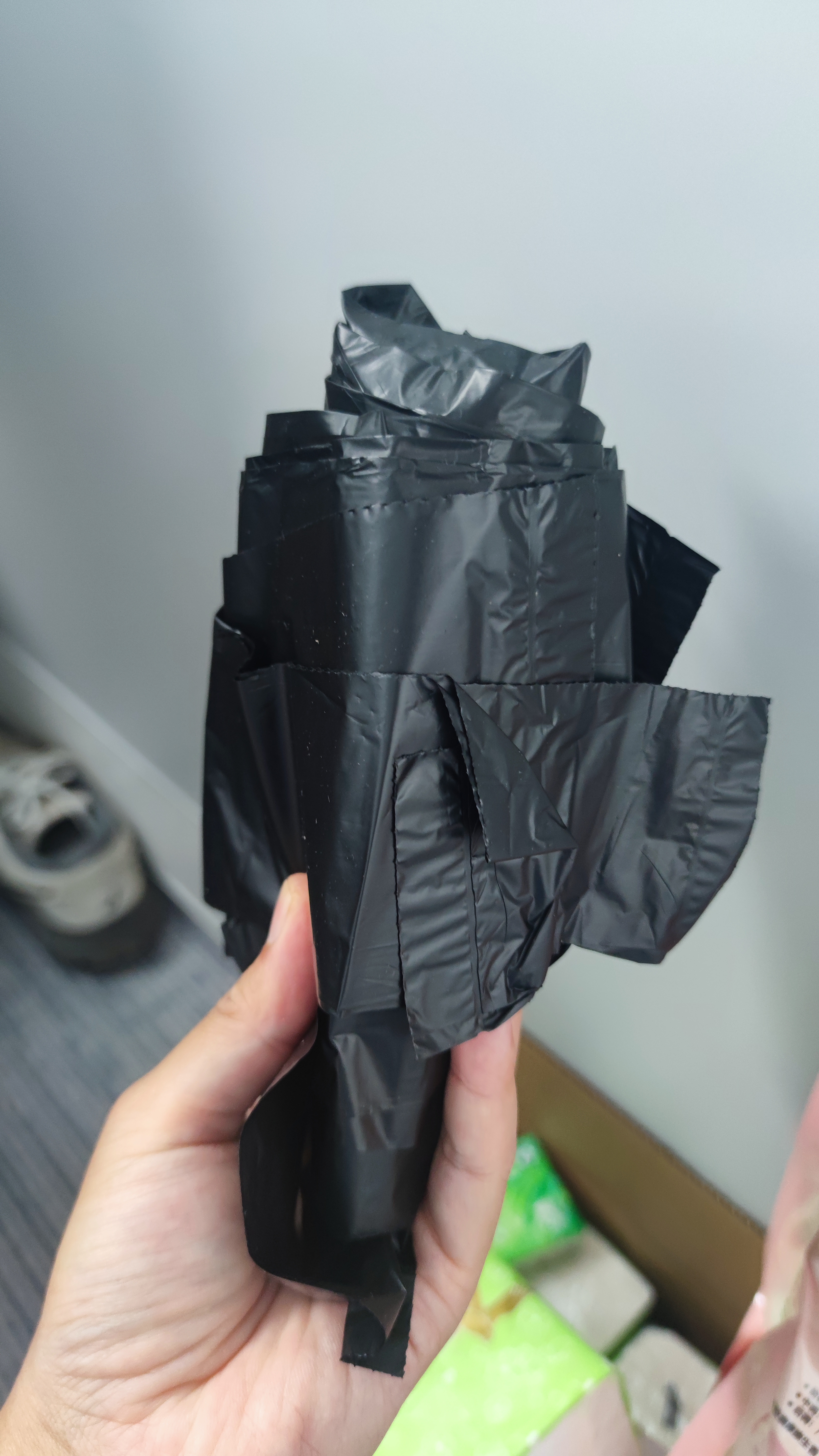 京东京造免撕背心式垃圾袋45*60cm*300只双面3.6丝厨房厕所手提加厚中号 实拍图