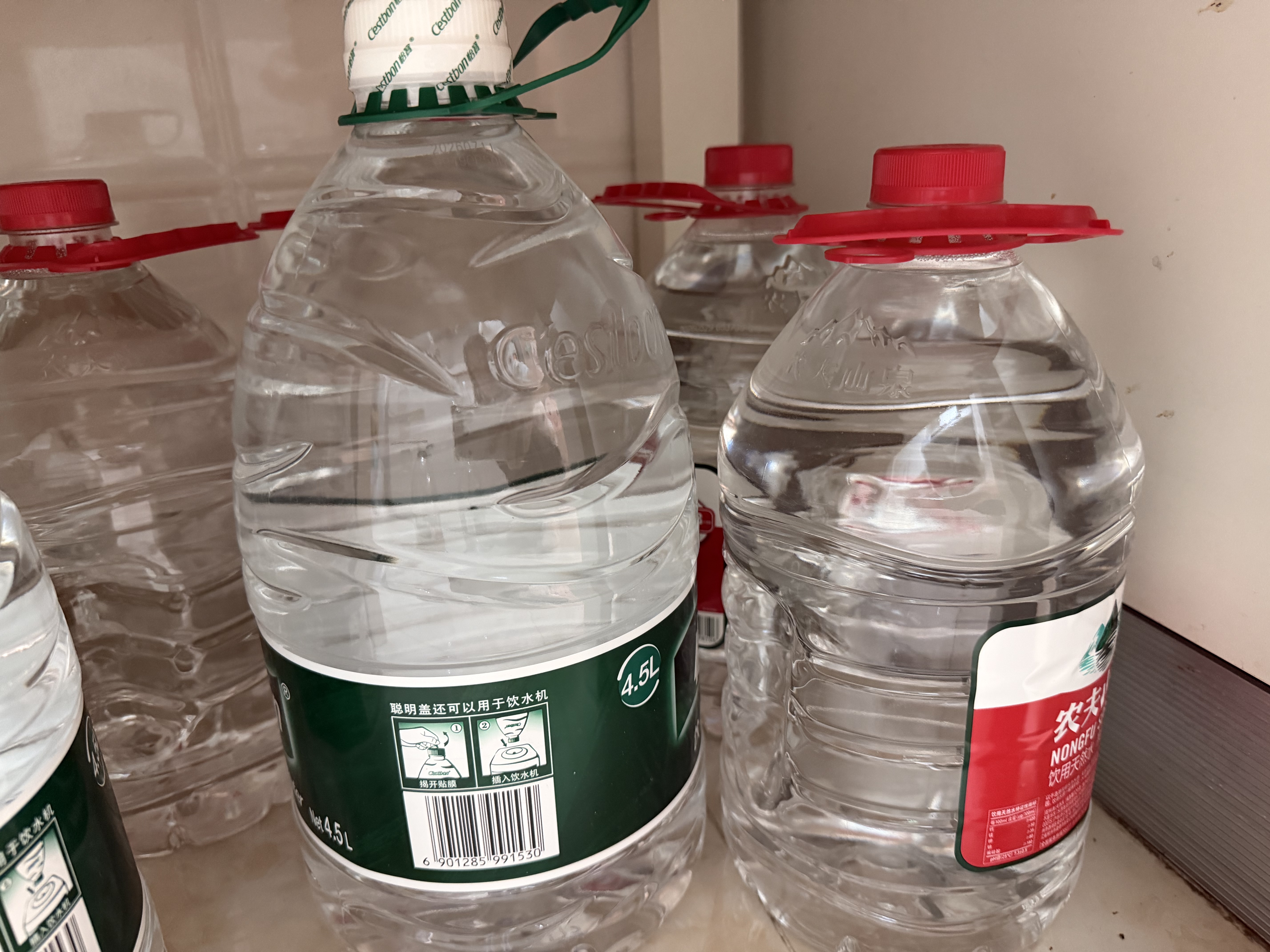 怡宝 饮用水 纯净水4.5L*4桶装水 整箱装 实拍图