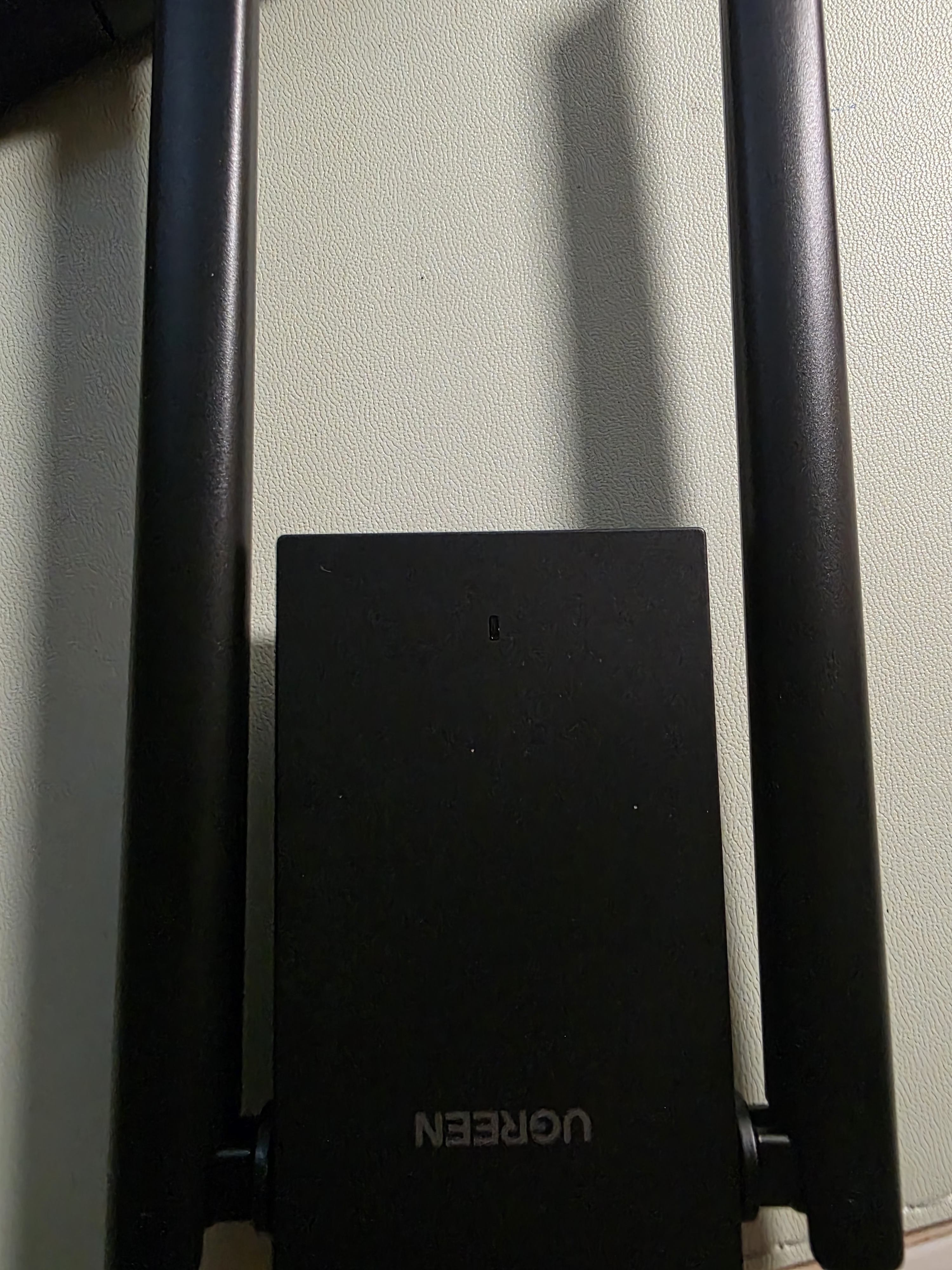 绿联 WiFi6免驱 USB无线网卡台式机专用 无线WiFi接收器5G双频 台式笔记本电脑WiFi接收器发射器 【AX1800-WiFi6】5G双频 高增益天线 实拍图