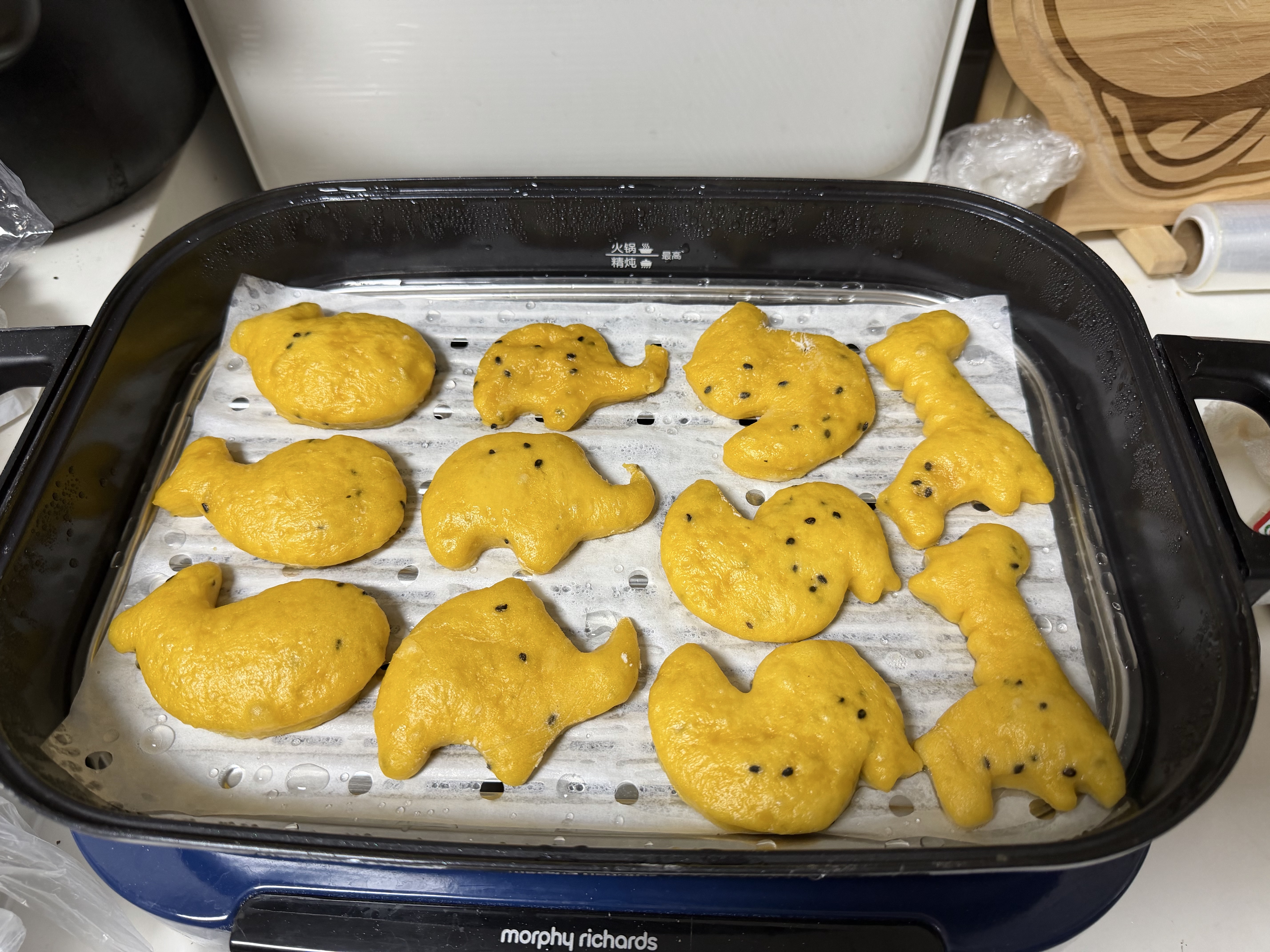 帕帕罗蒂蒸馒头模具 面食糕点卡通糖翻饼干模具 小动物烘焙模具（长颈鹿） 实拍图