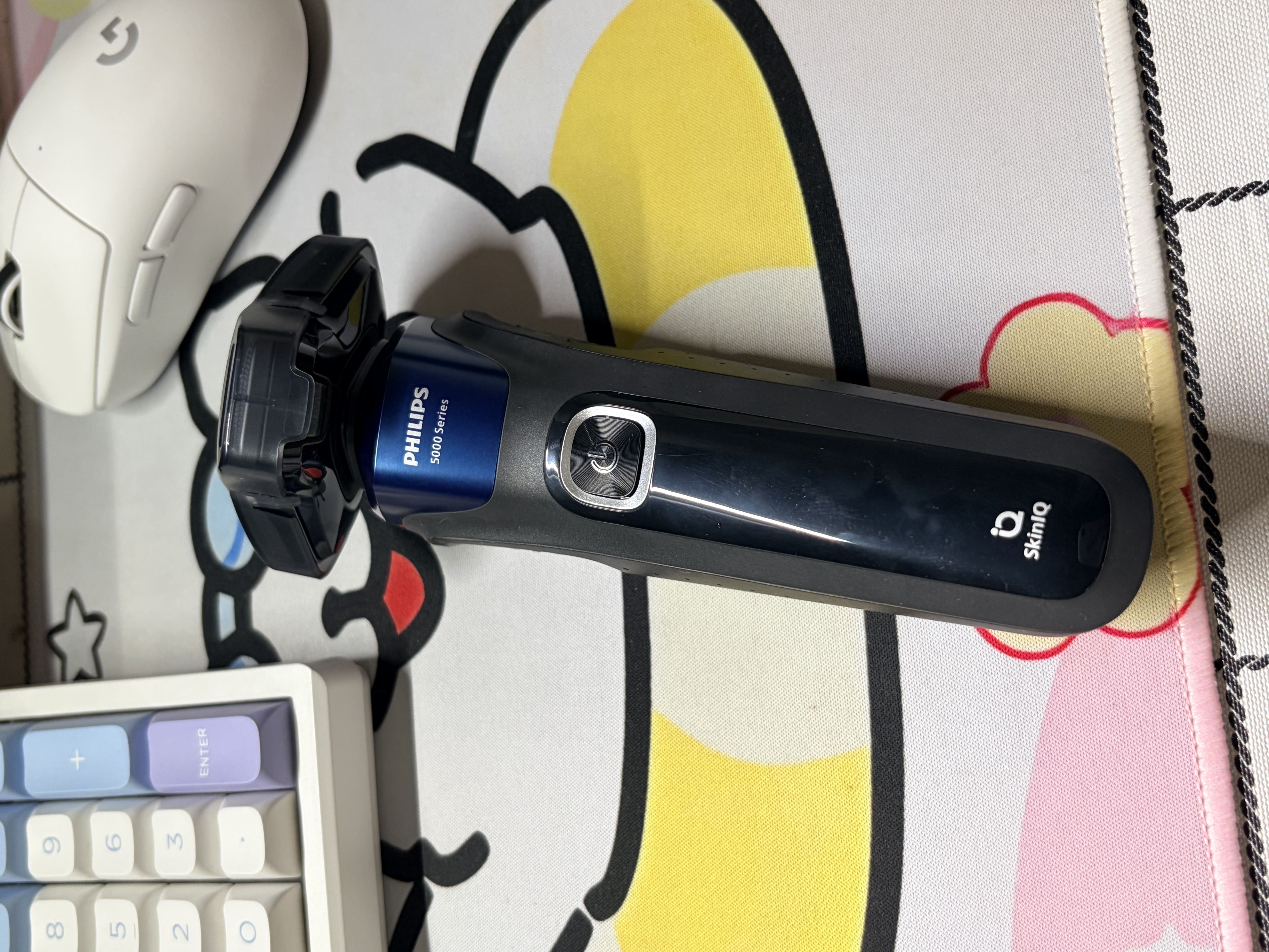 飞利浦（PHILIPS）电动剃须刀飞利浦5系pro清爽净剃电动胡须刀刮胡刀SU5899官方旗舰生日送男友送长辈中秋节礼物实用 【高端旗舰】SU5899/40 实拍图