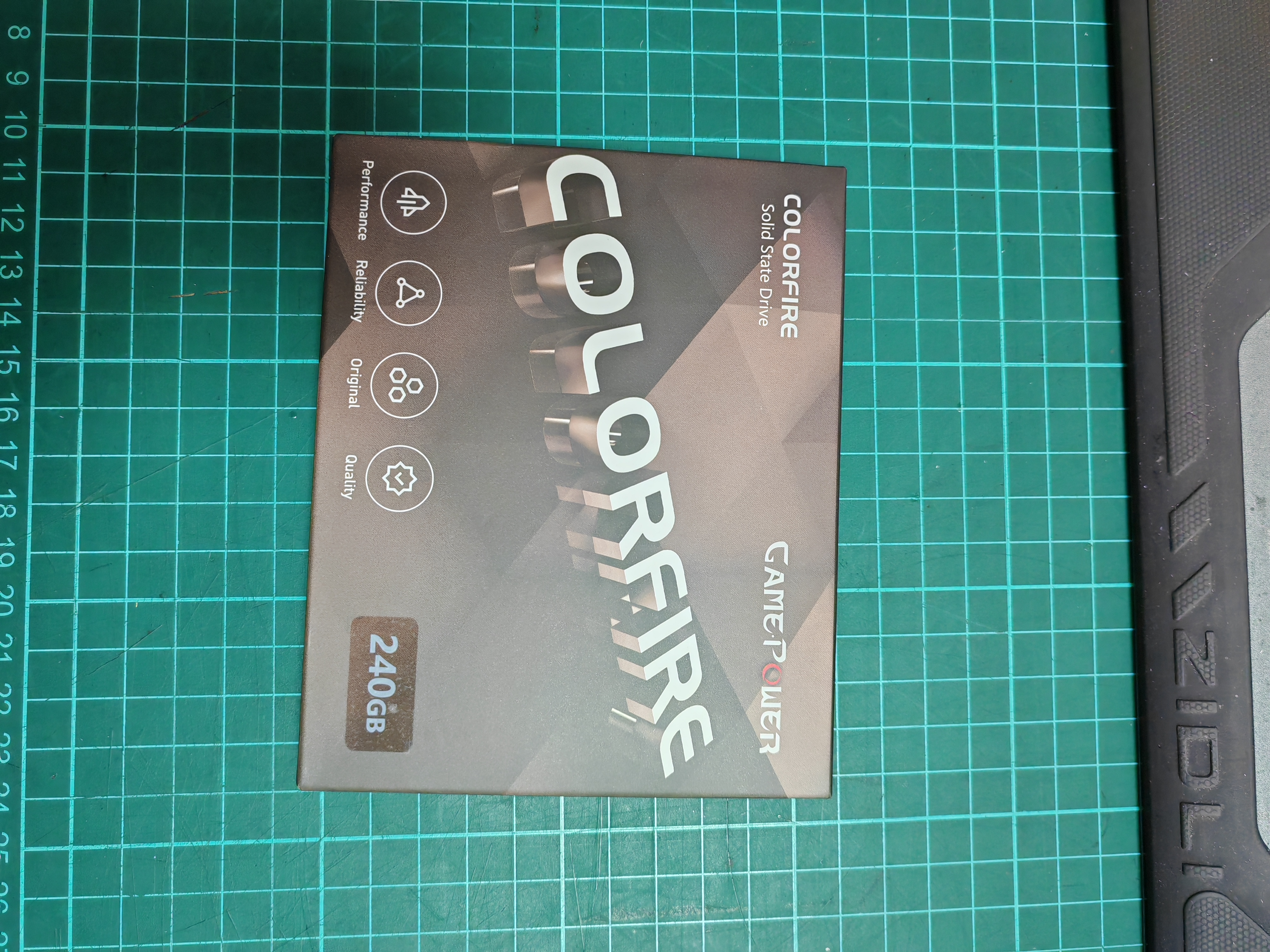 七彩虹（Colorful）512GB SSD固态硬盘 SATA3.0接口 SL500系列 TLC颗粒 openclaw兼容部署 实拍图