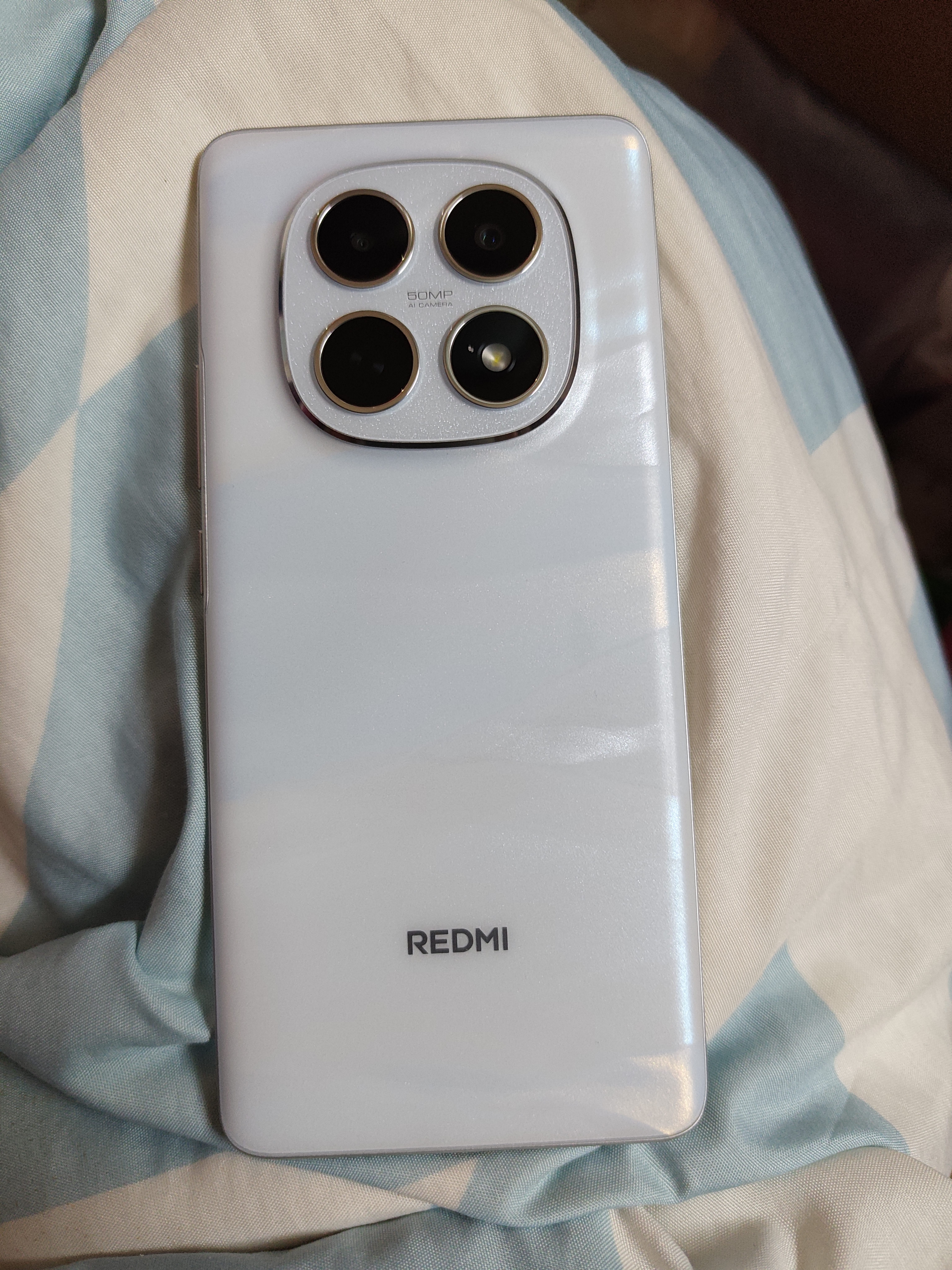小米REDMI Note15第三代骁龙6 金刚品质 5800mAh大电量 防尘防水 12+256 星辉白 红米5G手机 国家补贴 实拍图