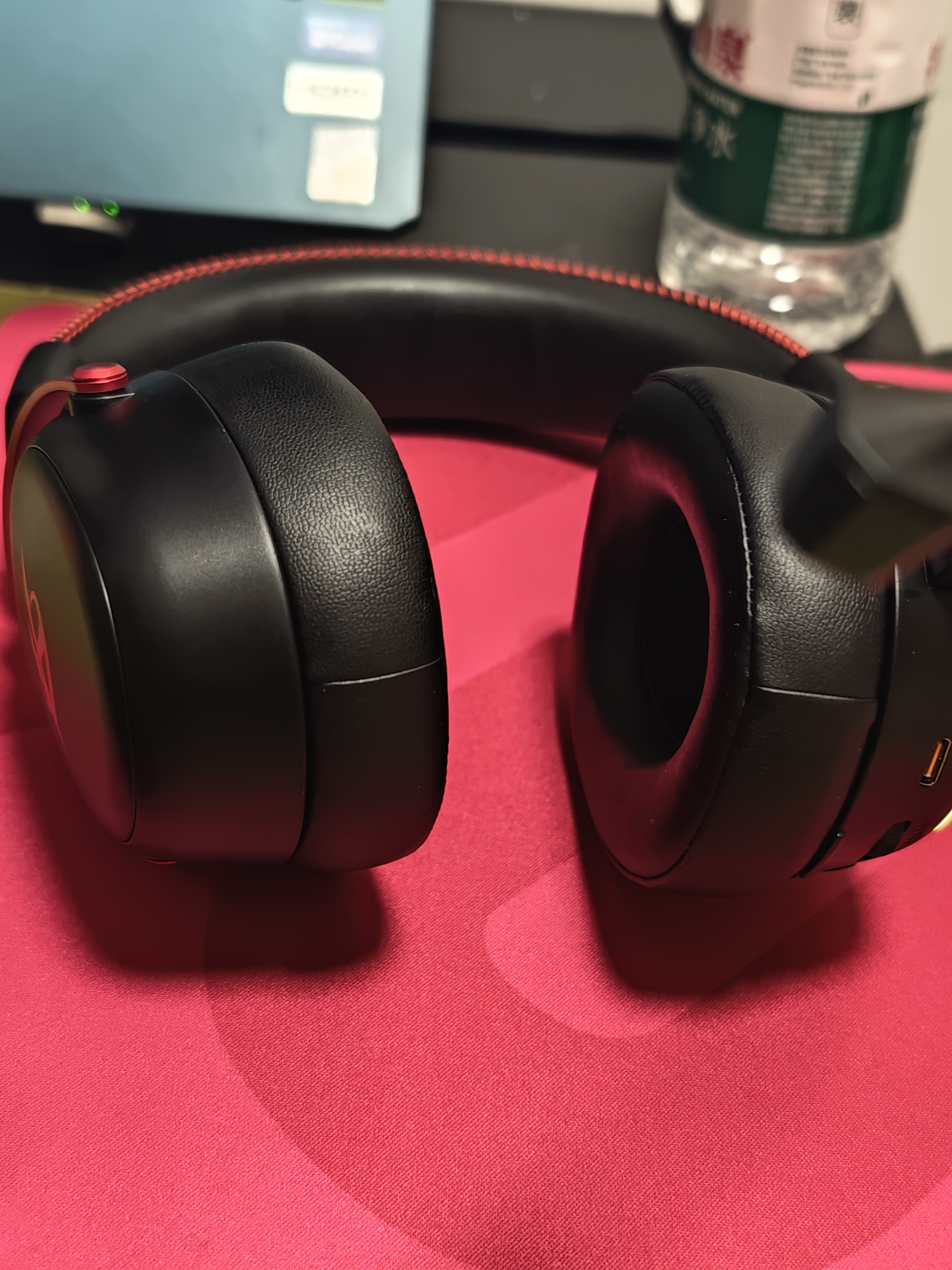 iKF V11 Pro2.0四模游戏耳机头戴式无线FPS专用驱动7.1声场三角洲听声辨位可视化接收器 黑红色 实拍图