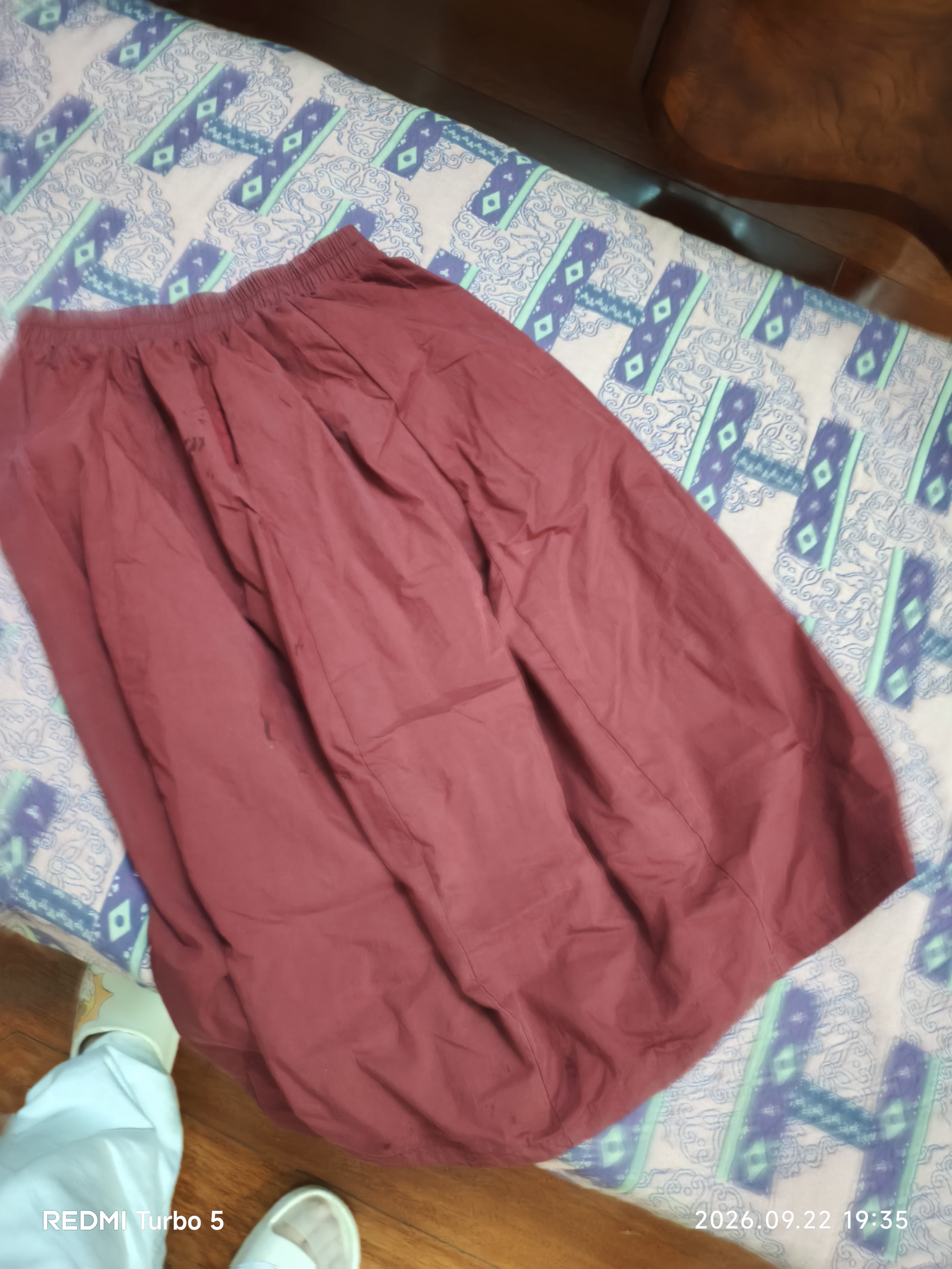 佐丹奴设计师款茧型裙子女夏季新款灯笼裙松紧红色半身裙18465808 实拍图