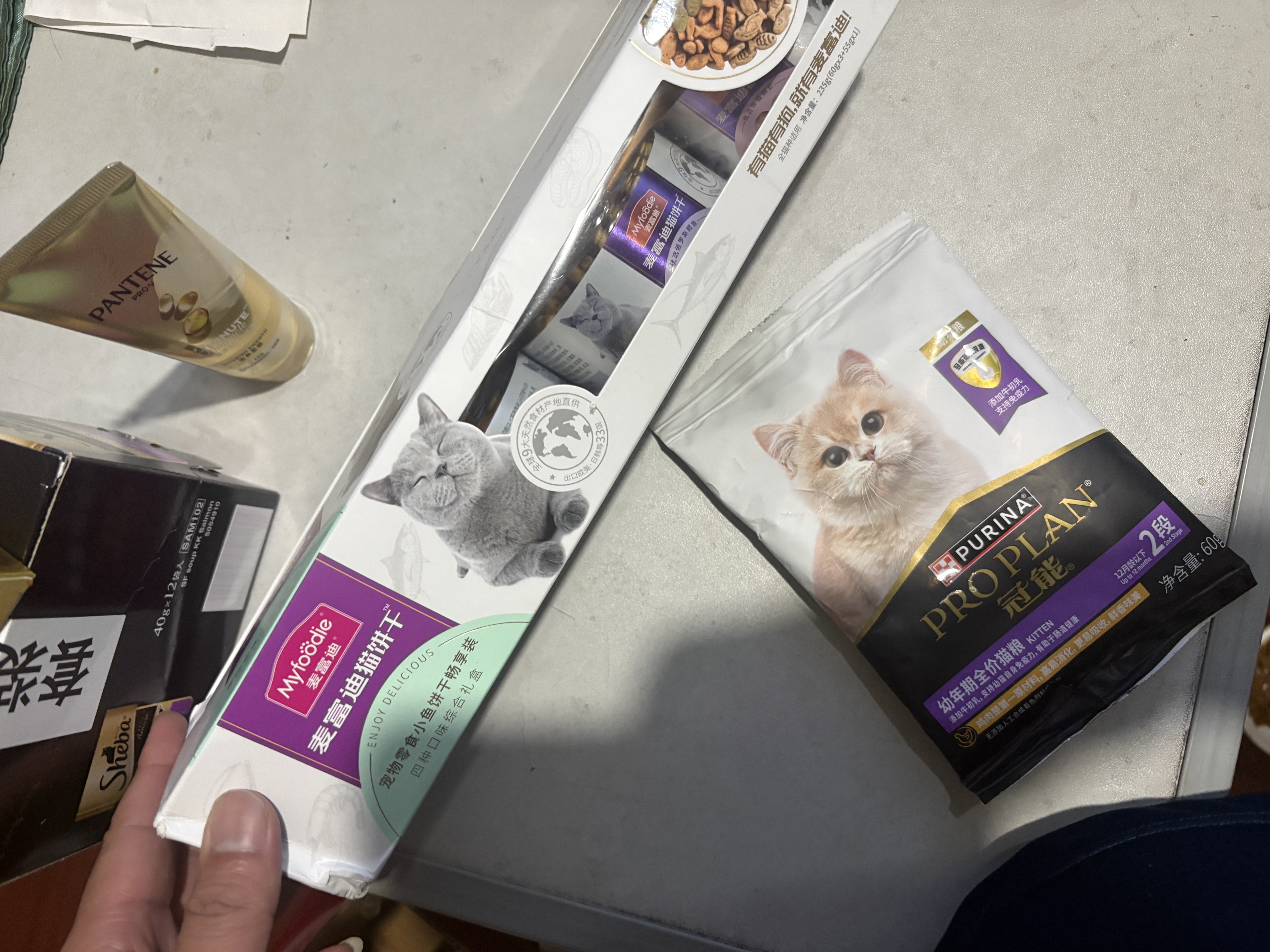 麦富迪猫咪零食 小鱼饼干磨牙零食成幼猫磨牙洁齿混合装235g 实拍图