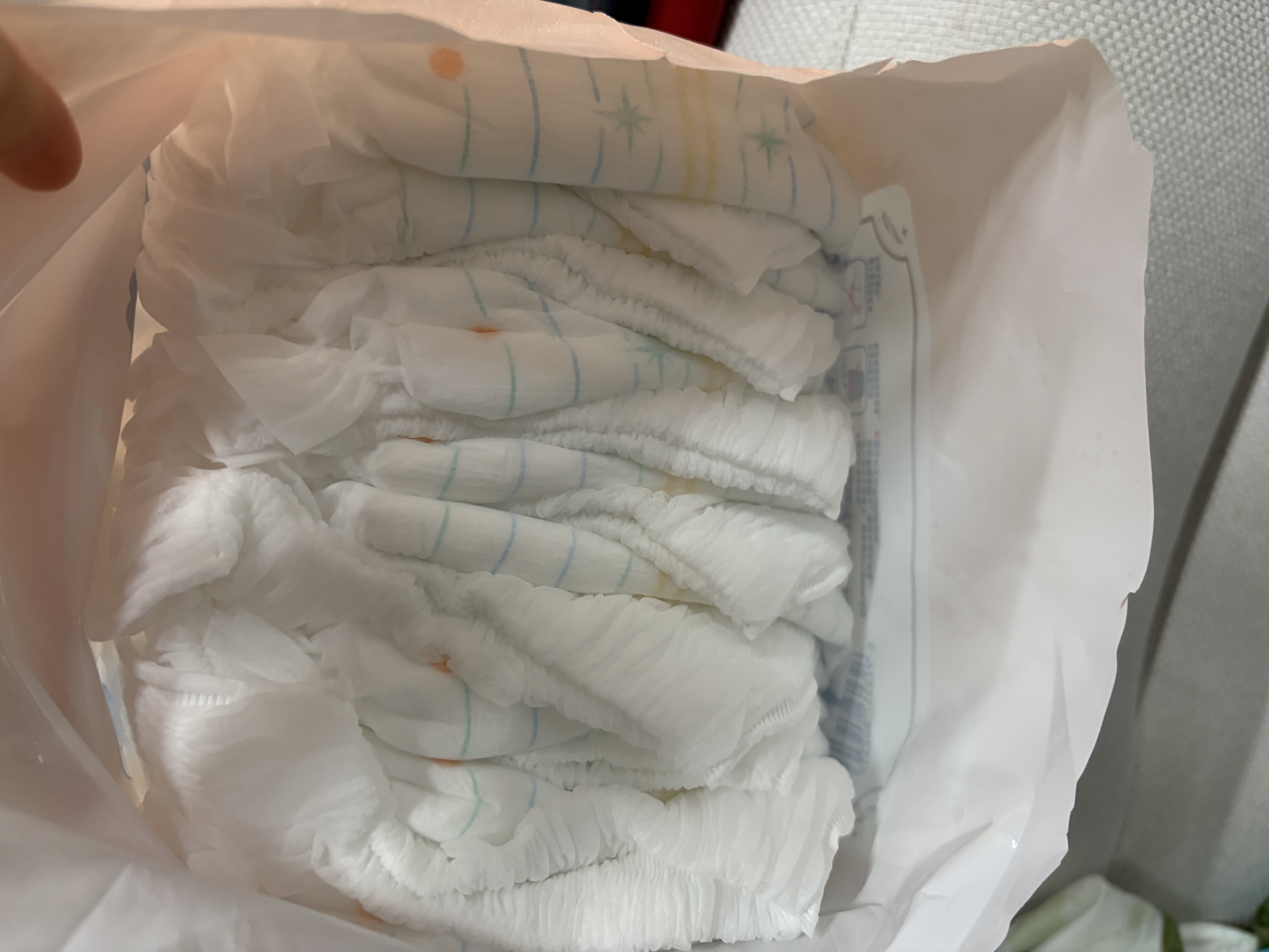 大王（GOO.N）光之羽拉拉裤 L30片(9-14kg)尿不湿 超薄透气 实拍图