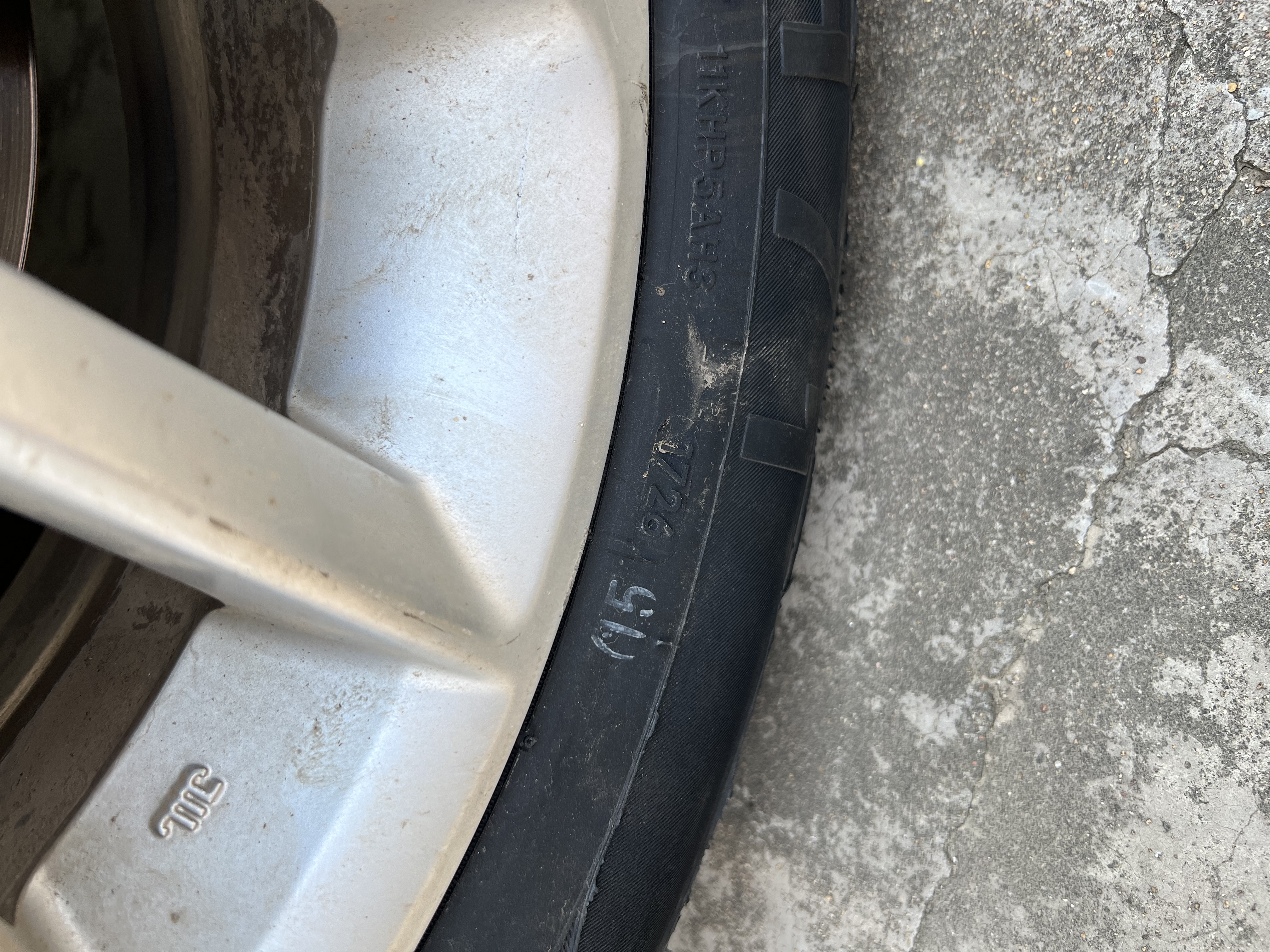 双星JUOGO轮胎 195/60R16 89H SH71适配新轩逸/骐达/启辰D60 实拍图