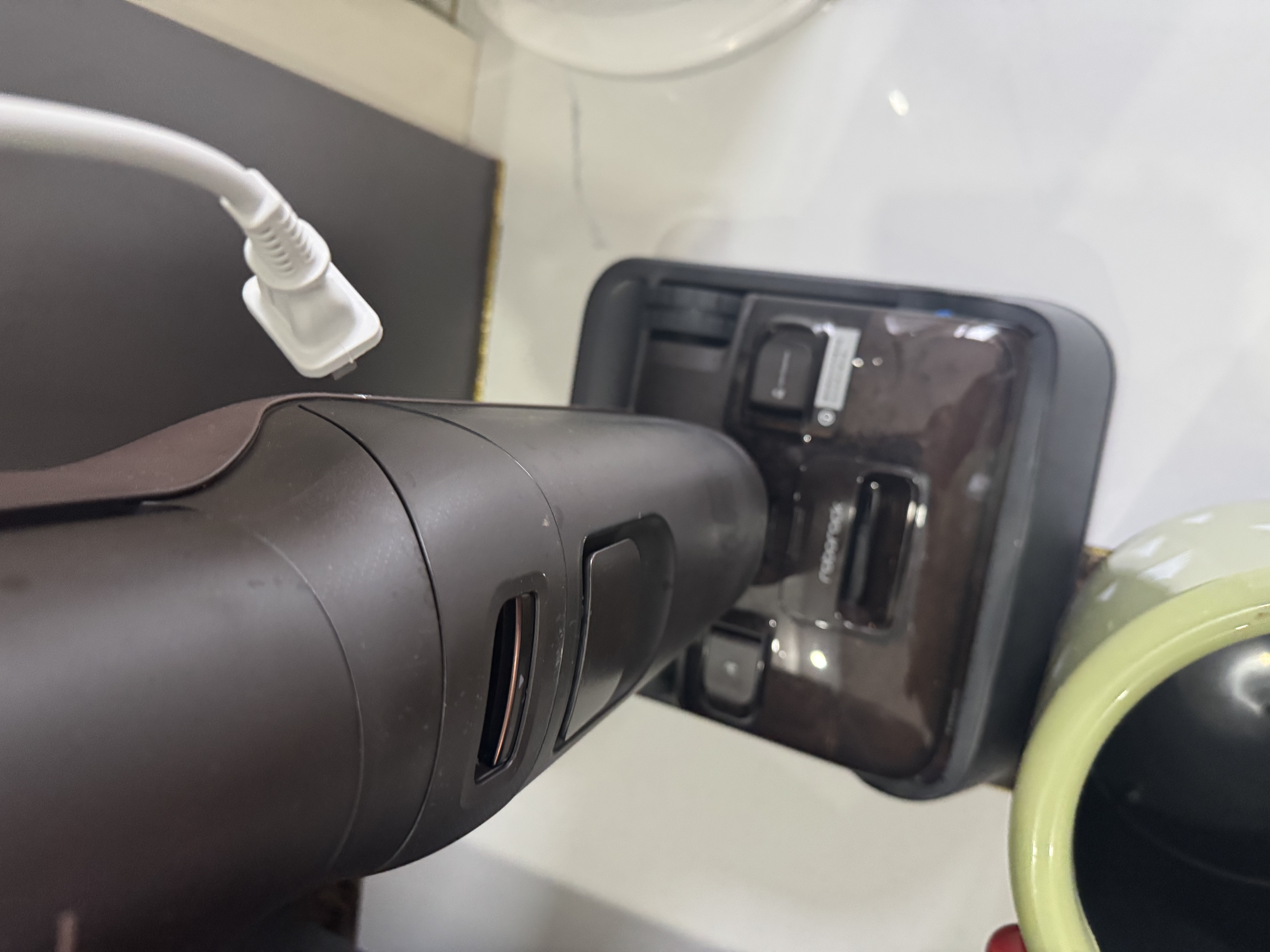 石头A30 Pro2.0洗地机【AI全向助力】25kPa吸力95℃自动清洗拖地机扫地机器人洗拖吸一体 实拍图