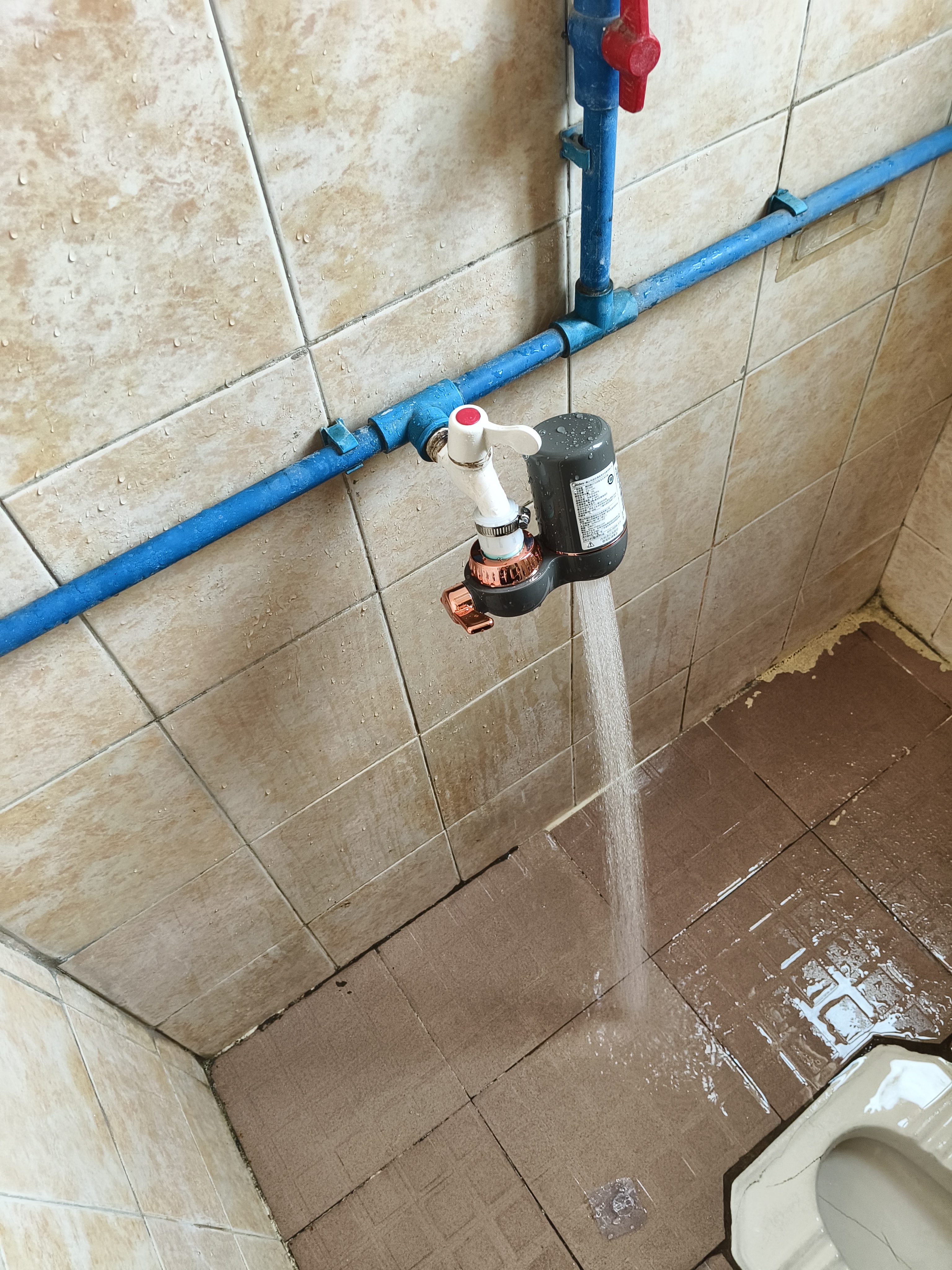 美的（Midea）净水器水龙头过滤器家用自来水滤水器直饮前置过滤器厨房卫生间通用除水垢除余氯双出水可清洗滤芯 一机一芯【可清洗滤芯】 实拍图