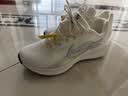 耐克NIKE女跑步鞋减震透气 DOWNSHIFTER 13运动鞋FD6476-106白绿37.5 实拍图