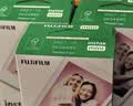富士（FUJIFILM）【富士旗舰店】 instax 立拍立得相机 5英寸宽幅相纸胶片W400 wide400 Link wide 相纸套装【含白边20张+磁吸相框】 官方标配 实拍图
