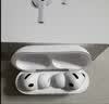 Apple/苹果【充电线套装】AirPods Pro (第三代) 搭配MagSafe充电盒 (USB-C) 实拍图