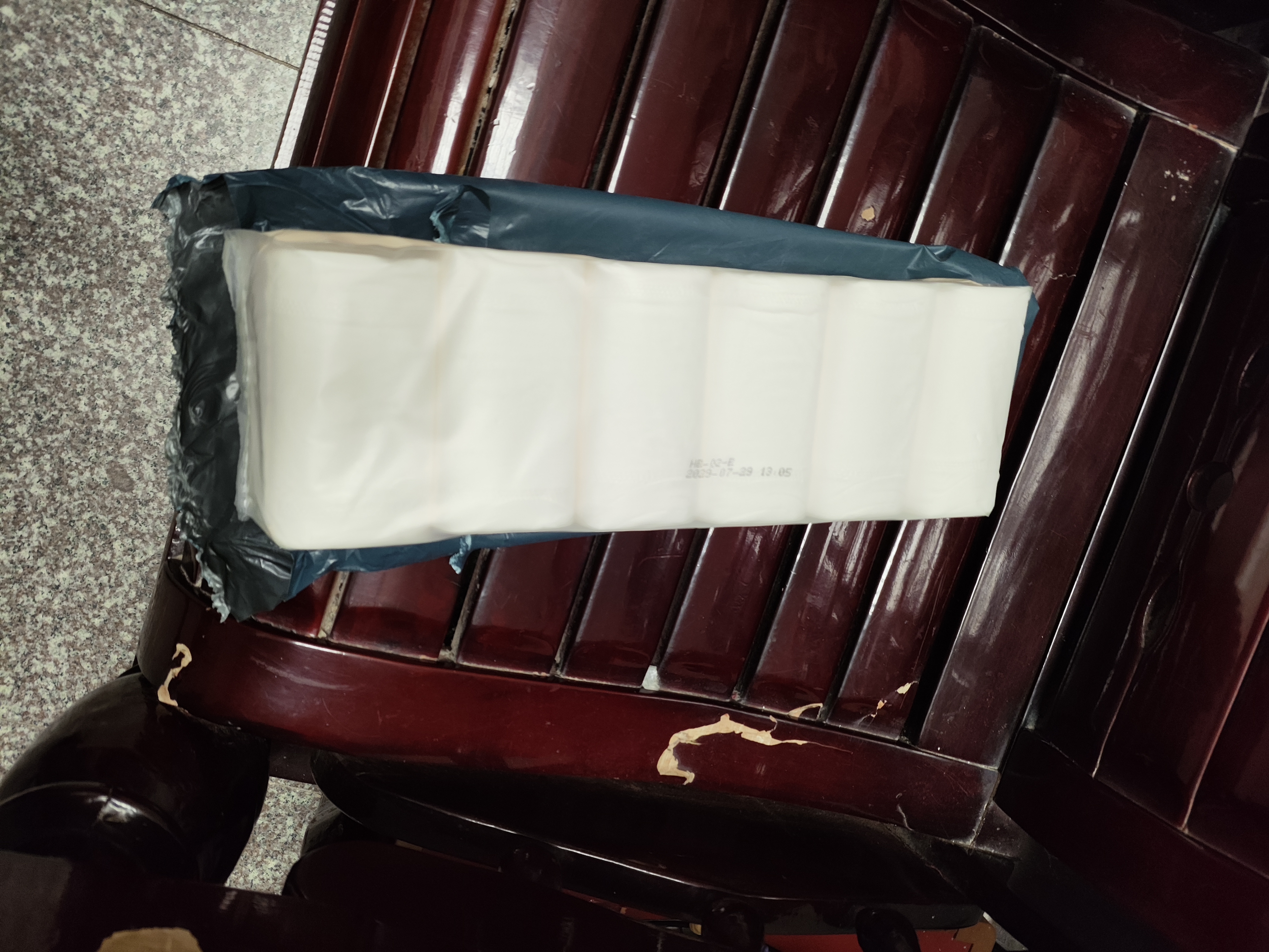 丽邦卷纸680克小羊贝丽系列五层加厚小卷卫生纸 5层 56g/卷*12卷 实拍图