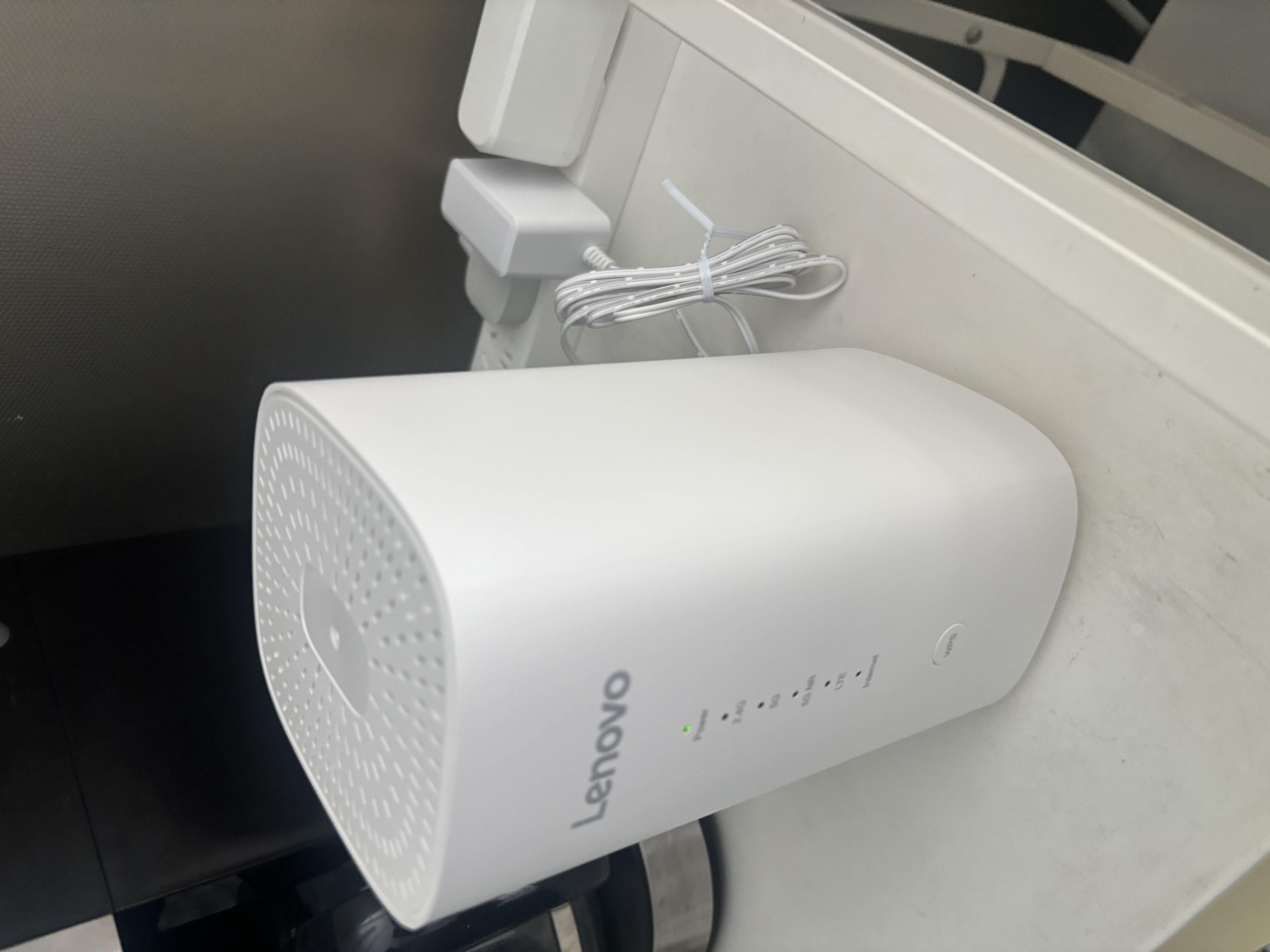 联想5G cpe路由器移动无线5g随身WiFi【自带流量-免宽带】千兆2026款免插卡全网通便携家用电脑小新 实拍图