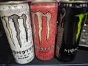 可口可乐（Coca-Cola）魔爪百香果番石榴能量风味饮料 330ml*12罐 整箱装运动饮料 实拍图