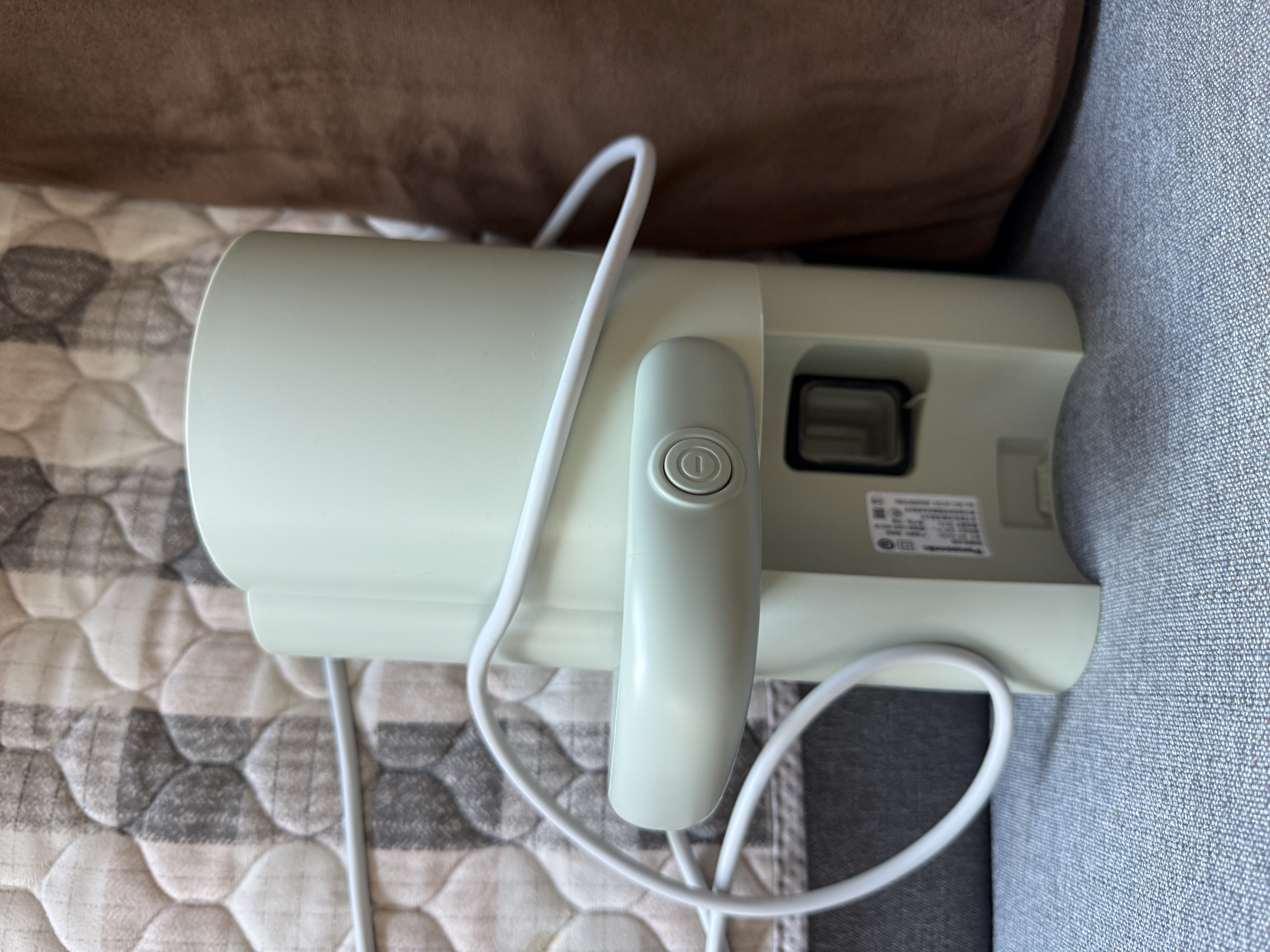 松下（Panasonic）【清洁神器】除螨仪床上高温杀菌吸尘器三合一大吸力床宝吸猫毛除螨虫紫外线杀菌热烘除湿MC-DC5G 实拍图