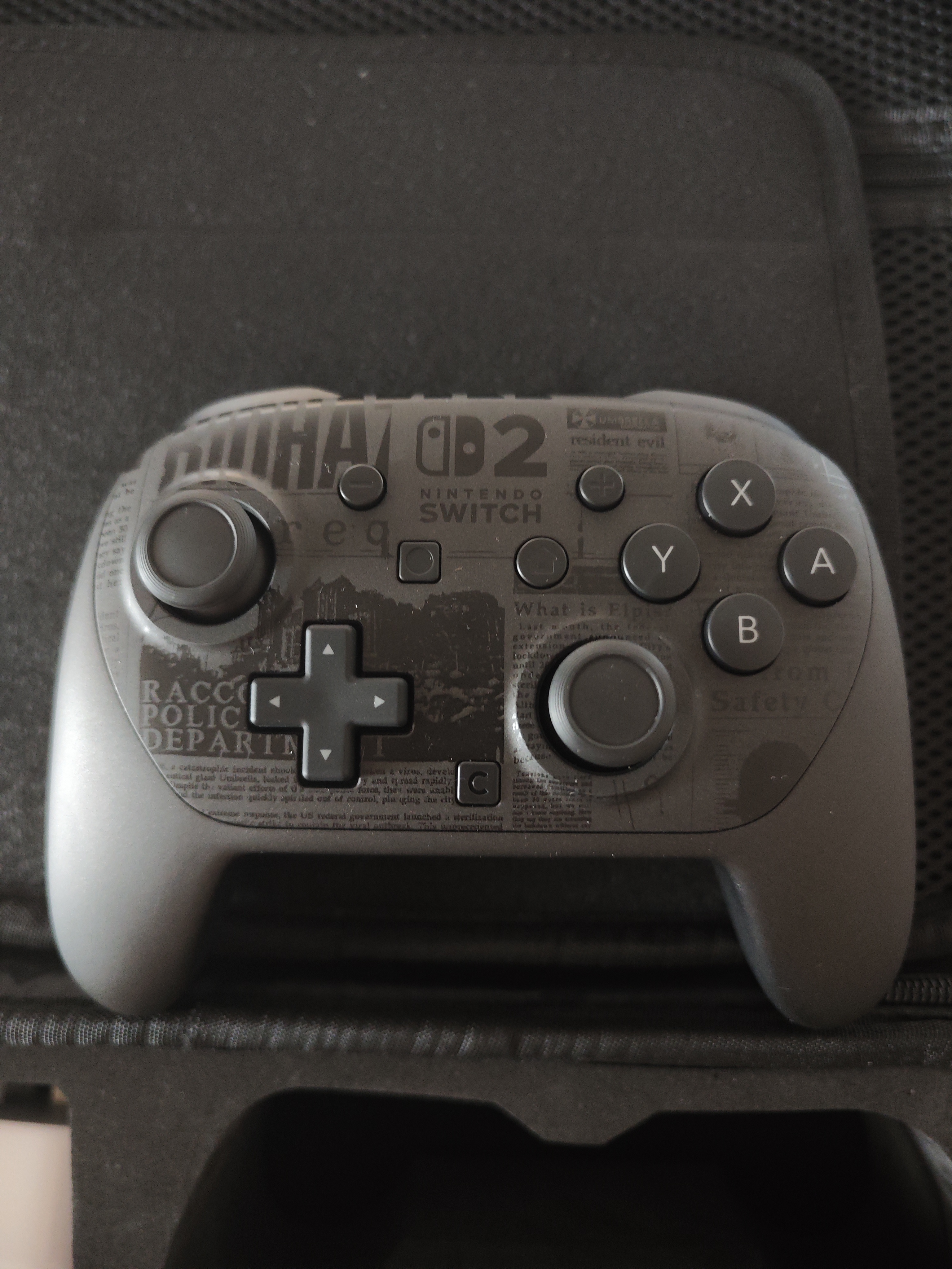 Nintendo Switch任天堂二代Pro手柄日版Resident Evil9安魂曲限定版手柄控制器配件休闲家庭聚会生日礼物蓝牙手柄 实拍图