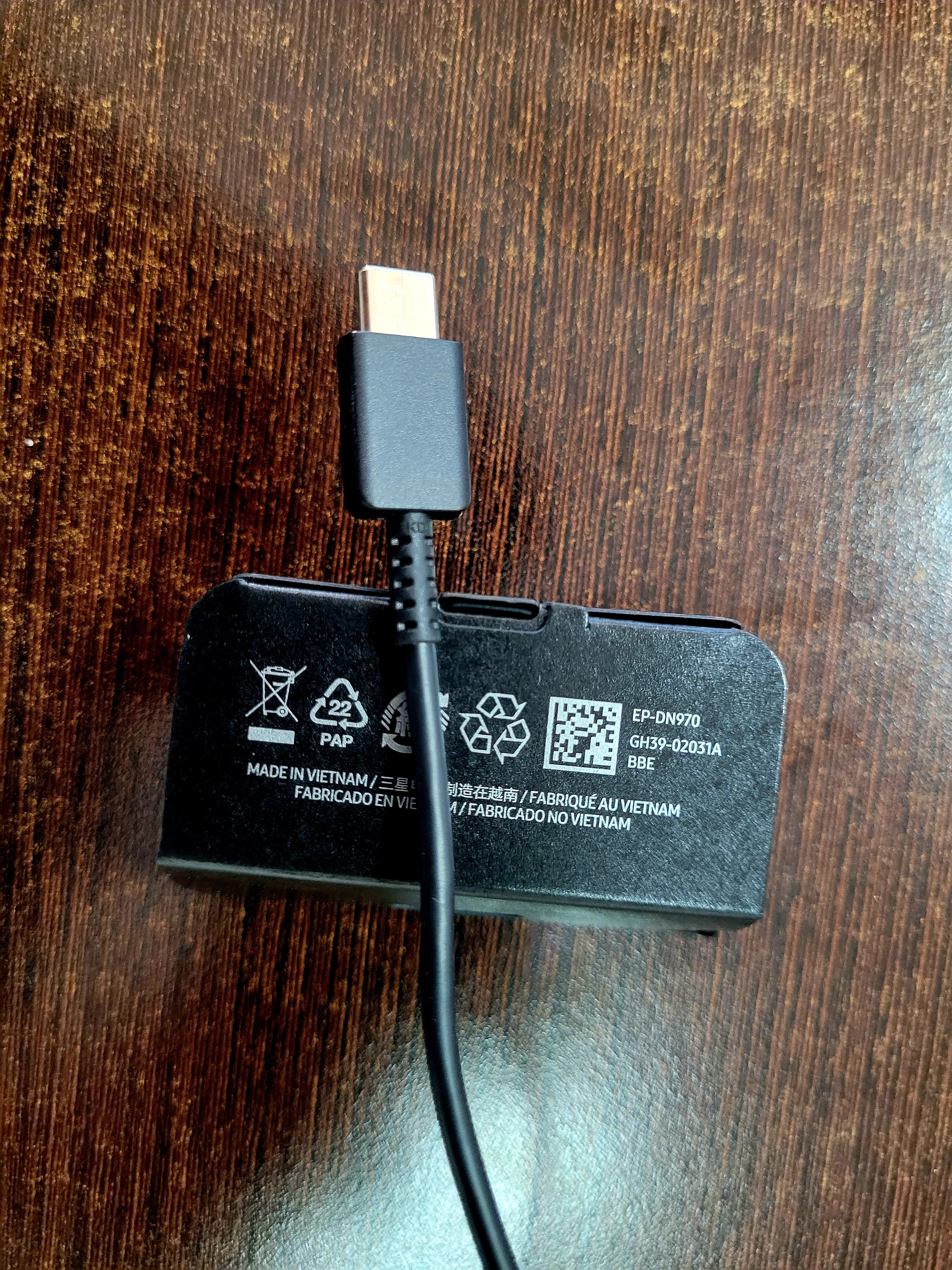 三星（SAMSUNG）三星25W充电器原装fold3 fold4 S21 S22 s23ultra充电器TABS7 S8 原装双type-c（单1米线）黑色 实拍图