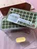 京东京造 冰块模具 冰格制冰冻冰盒冰块制作神器 配冰铲（双层60粒） 实拍图