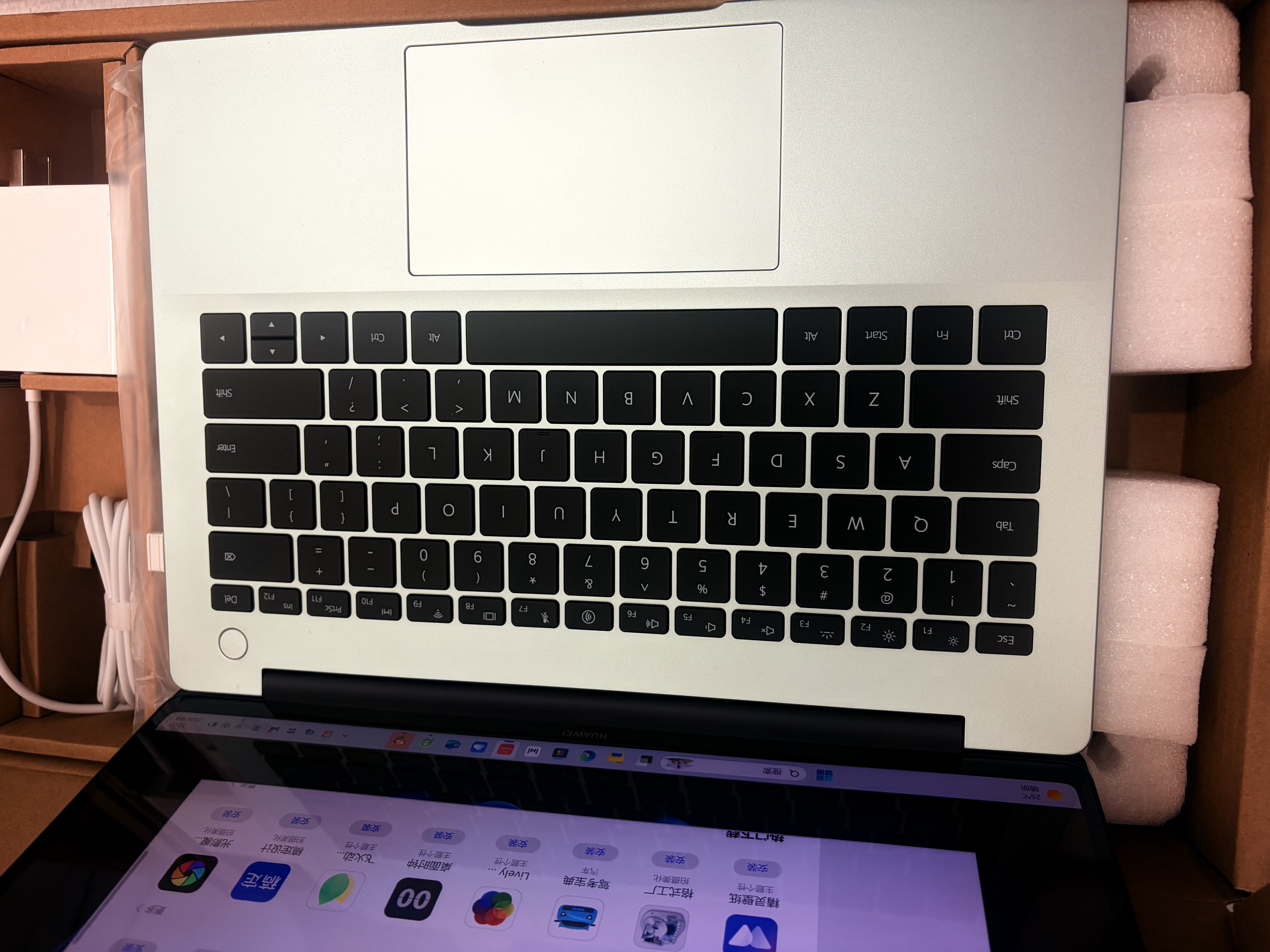 华为（HUAWEI）MateBook 14 笔记本电脑 Linux 2.8K触控屏Ultra 5 商务办公轻薄本 原野绿｜Ultra 5 16G 1TB触屏 店铺预装Windows版 实拍图