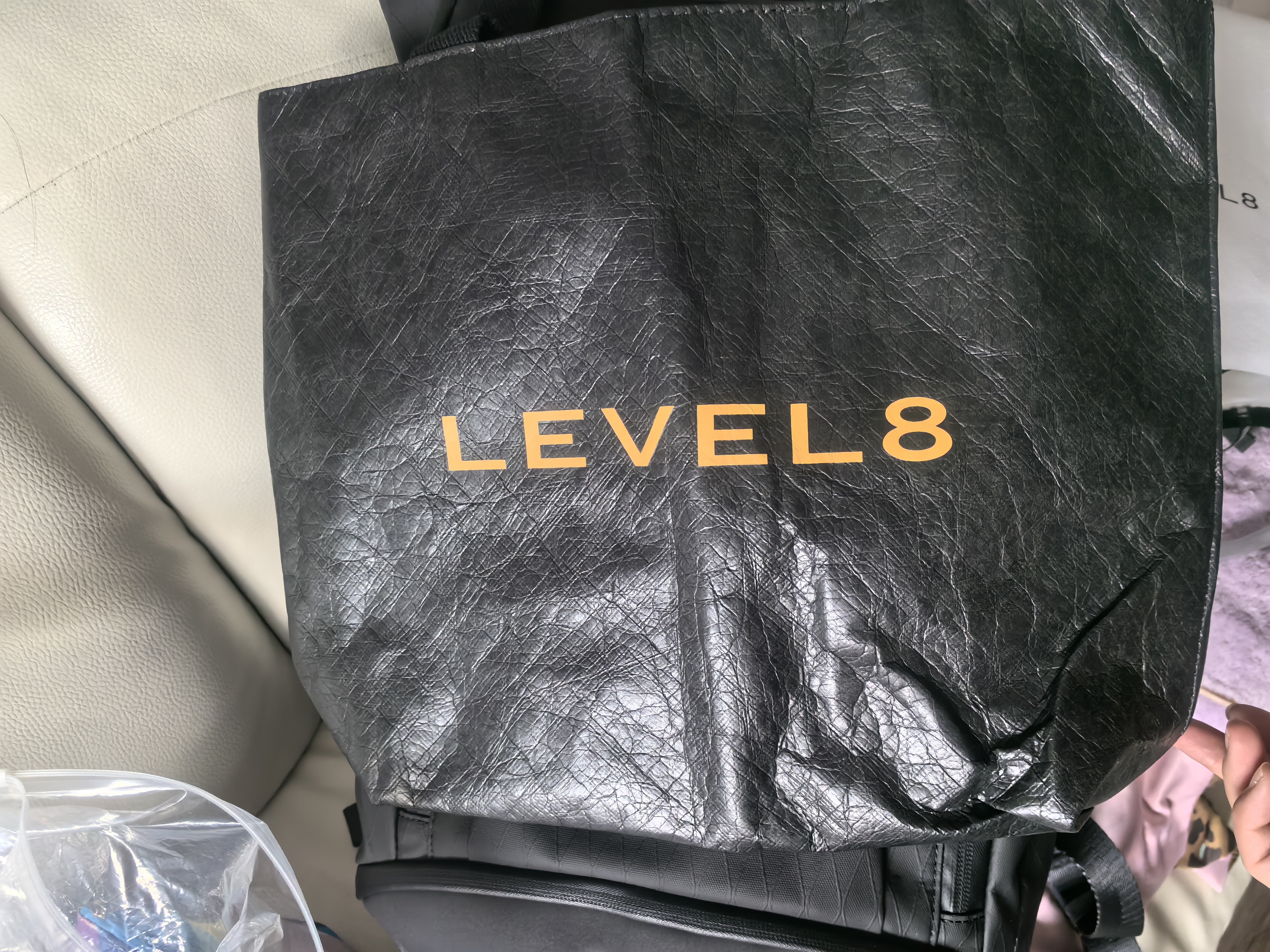地平线8号（LEVEL8）休闲商务笔记本电脑双肩背包17.3英寸男大容量城市轻旅行机能系列 实拍图