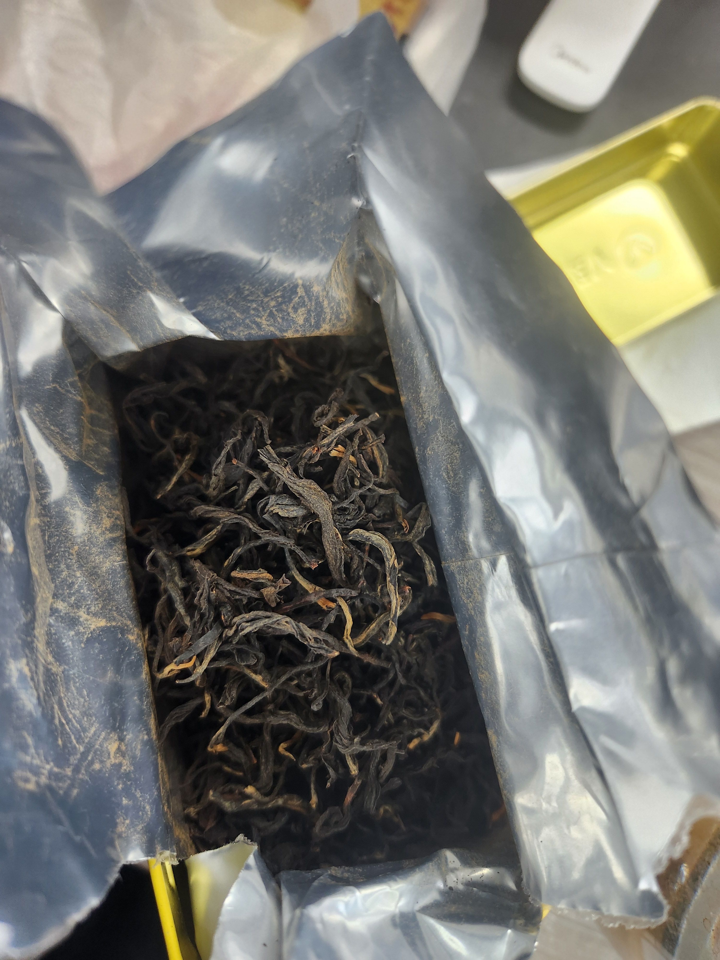 八百秀才广东茗茶古树英德红茶英红九号功夫茶叶一级醇香型250g送礼送长辈 实拍图
