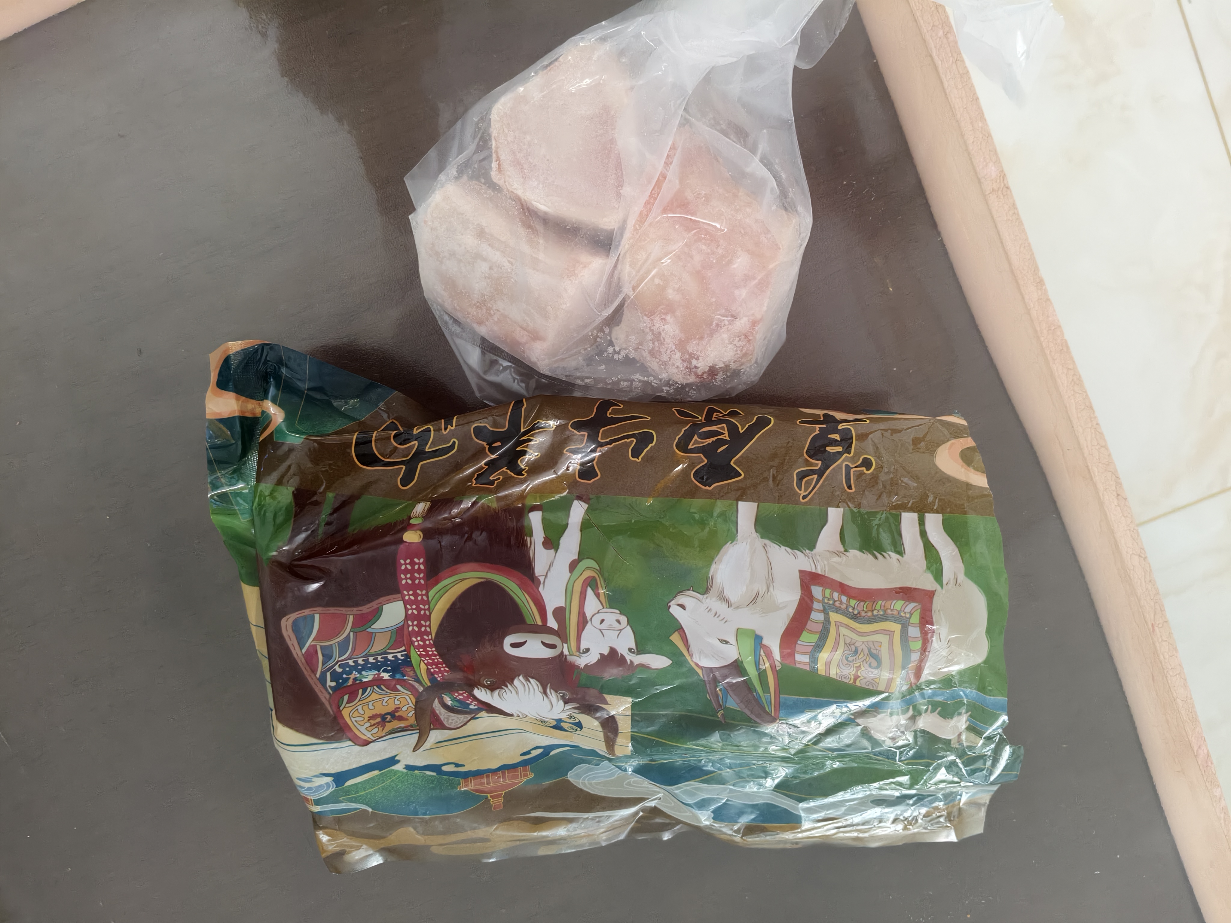 往来白丁 内蒙古原切牛仔骨500g净重 黄牛肉带骨生鲜牛小排烧烤火锅食材 实拍图