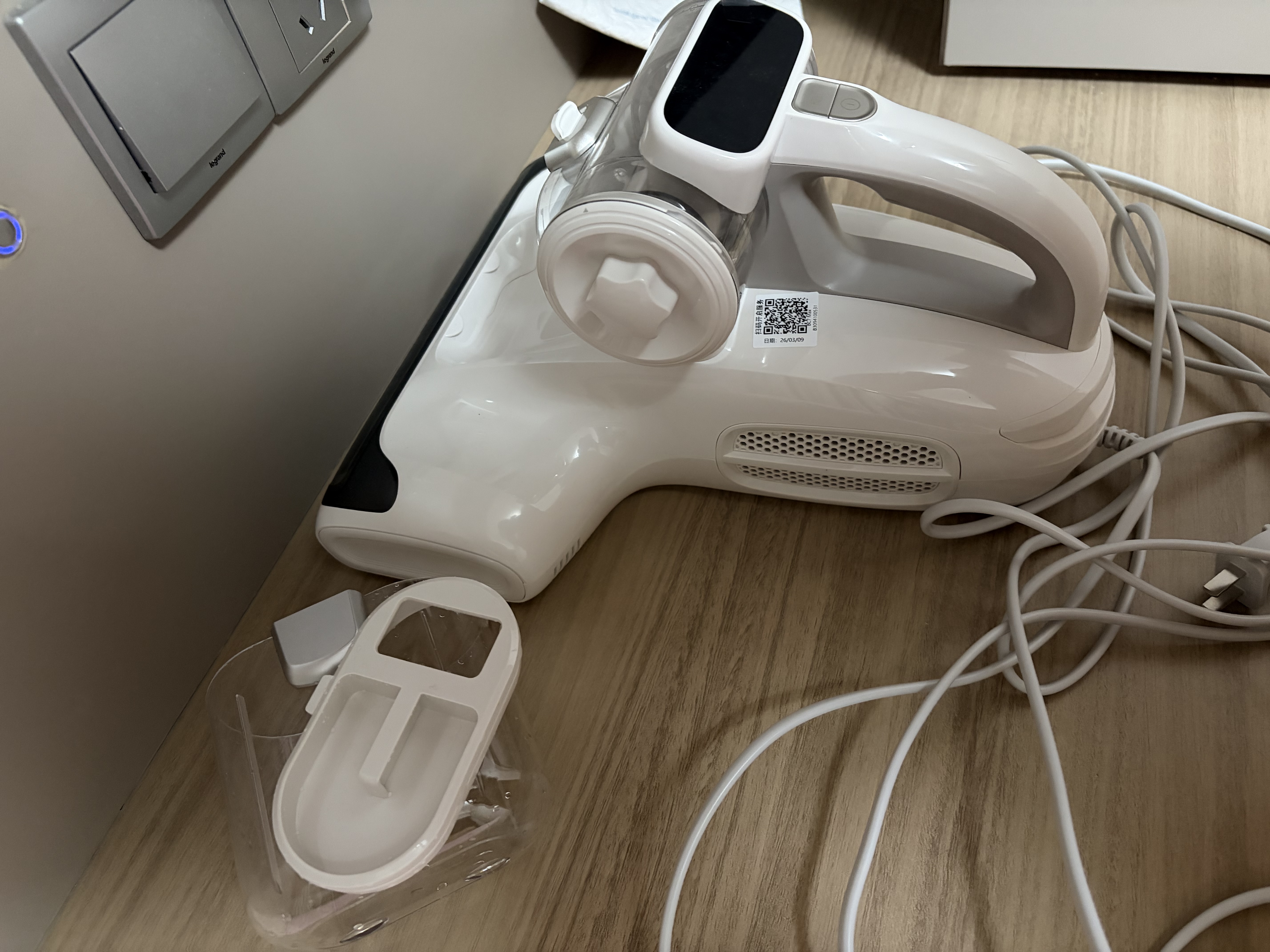 美的（Midea）红外除螨仪BC7Max 【香氛抑菌 宠物吸毛】床上高温杀菌除螨 床宝床上吸尘器家用 手持吸尘除螨 实拍图