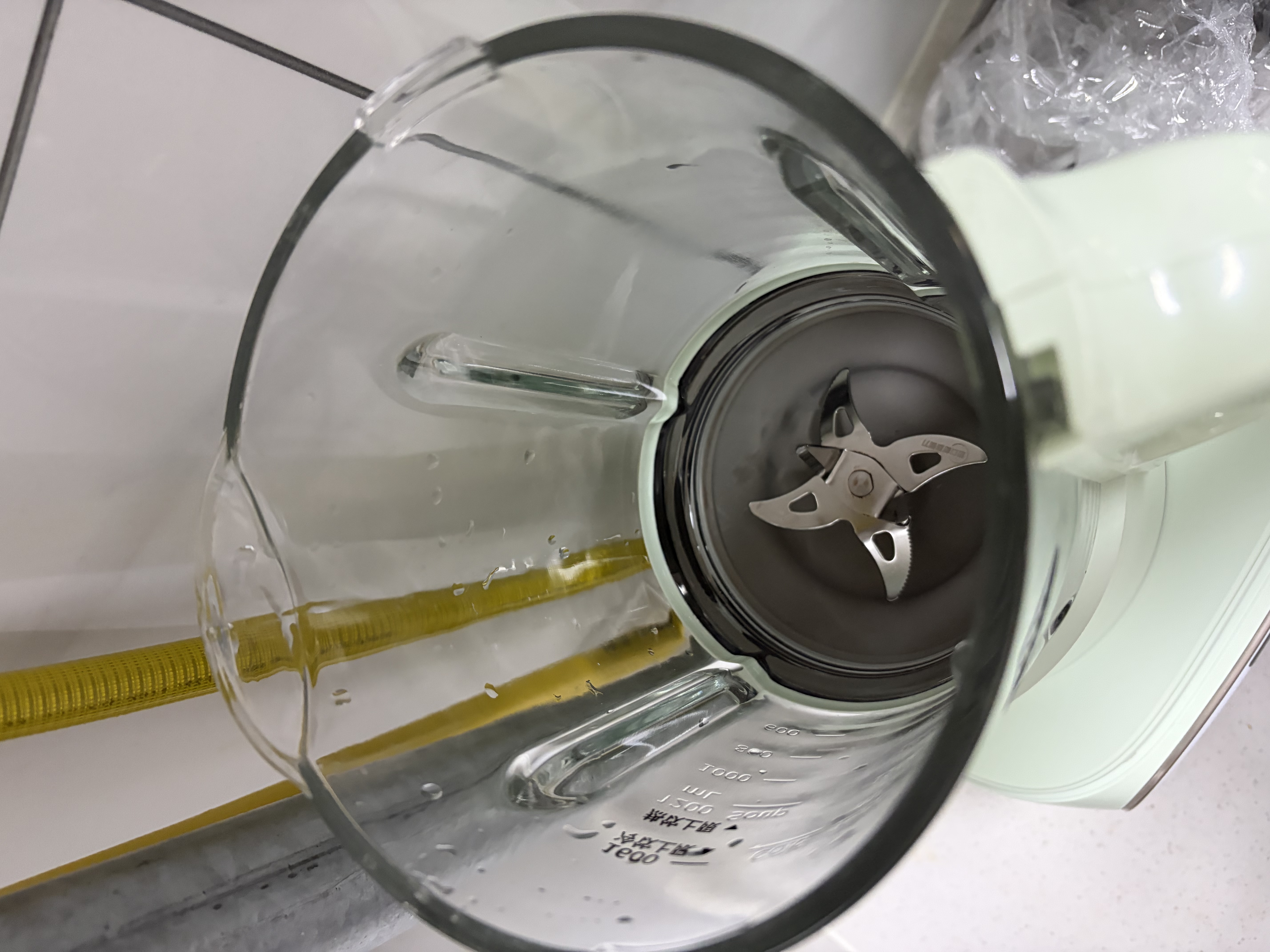 九阳破壁机全自动免煮家用豆浆机3-4人用 有钛轻音免滤分体式杯体大容量智能免洗五谷杂粮早餐机榨汁机 P919pro升级版单杯 1.6L 实拍图