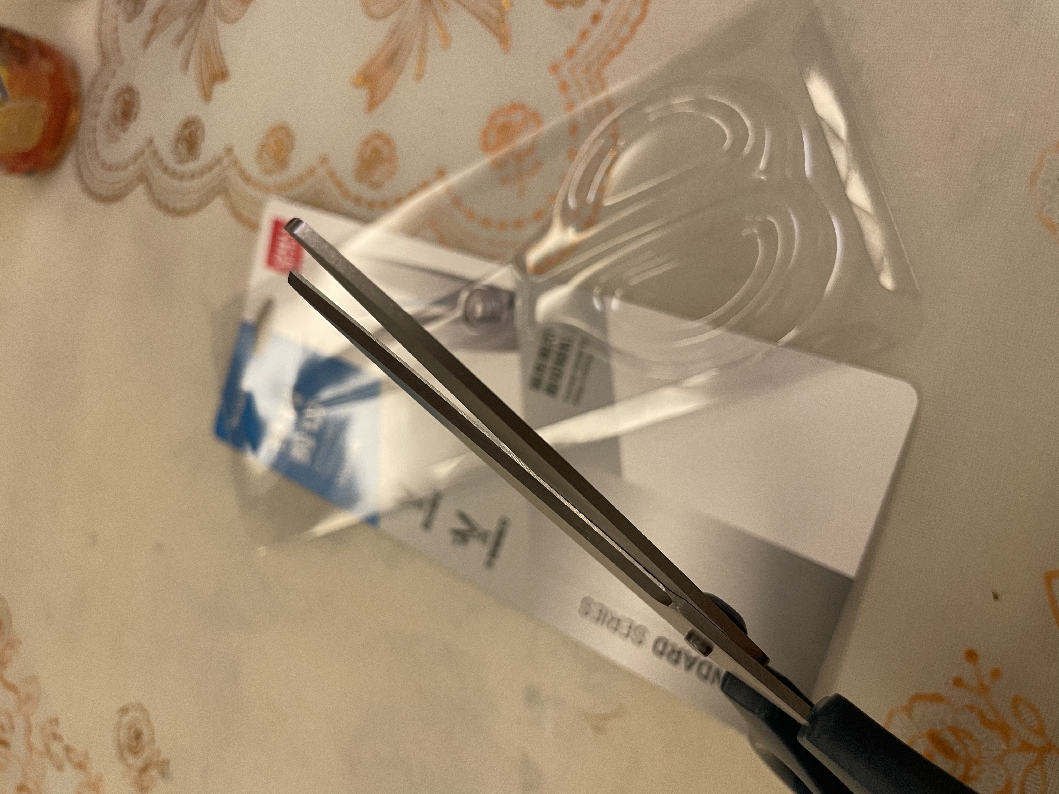 得力（deli）办公生活家用剪刀 小剪子手工剪纸刀 办公用品 蓝色6045-ES 实拍图