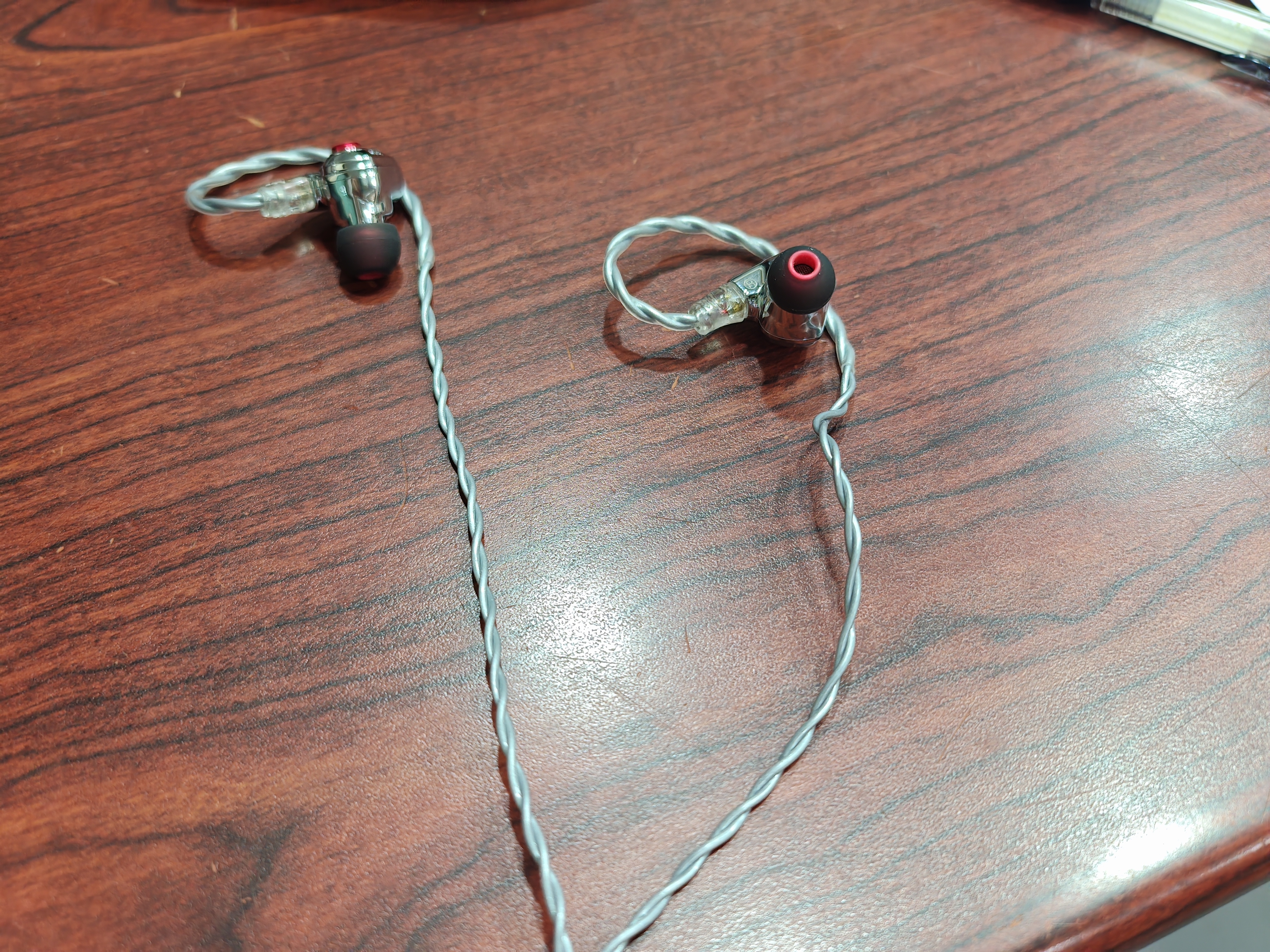 达音科（DUNU）Titan S2音乐有线耳机入耳式HIFI耳塞动圈可换插头系统3.5单端4.4平衡发烧入门高保真有线学生高解 TITAN S2 银色【3.5MM+4.4MM】 + Typec 转接头 实拍图
