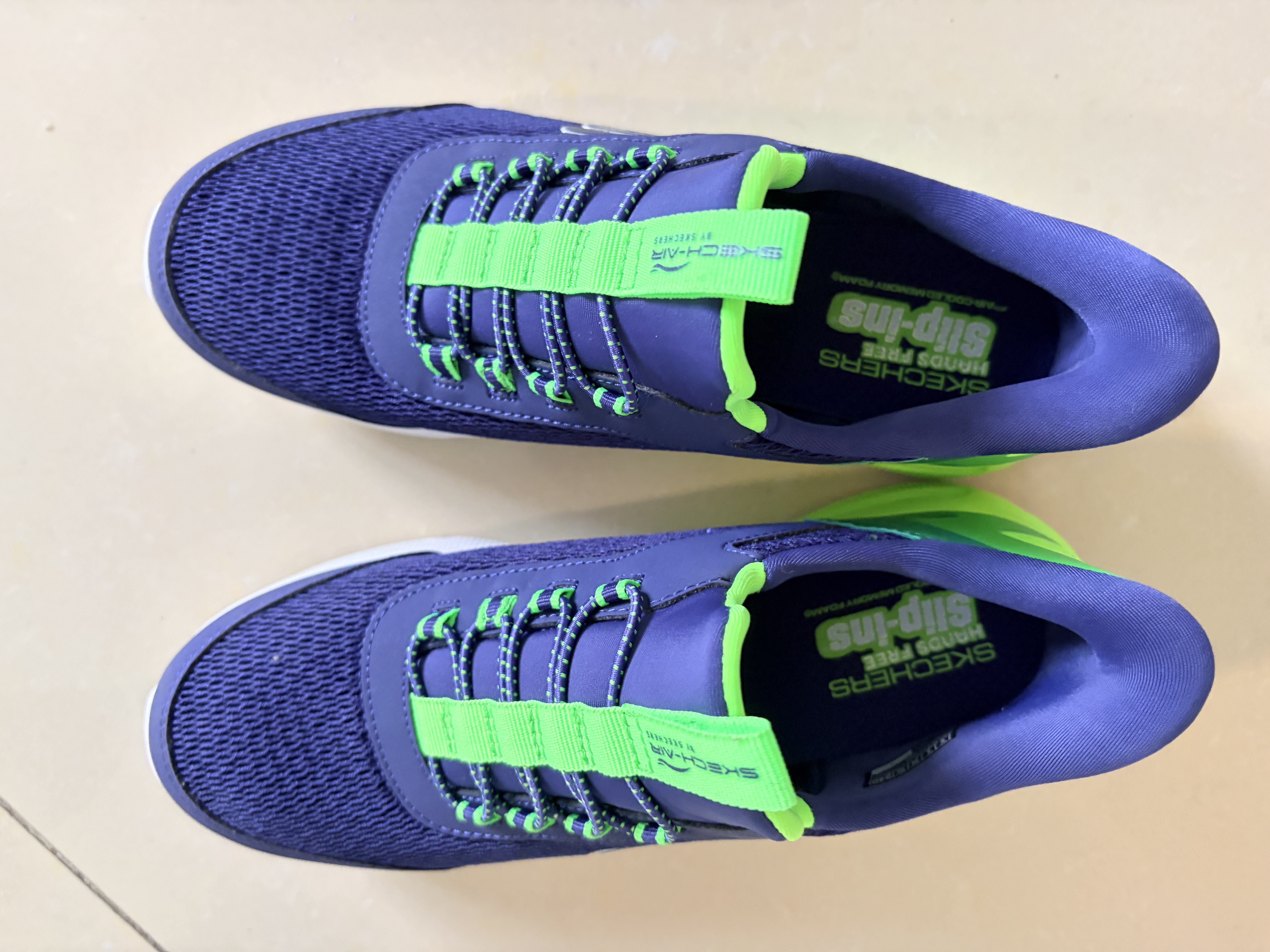 Skechers斯凯奇闪穿鞋儿童时尚休闲运动鞋男童春夏网面透气跑步鞋405310L 实拍图