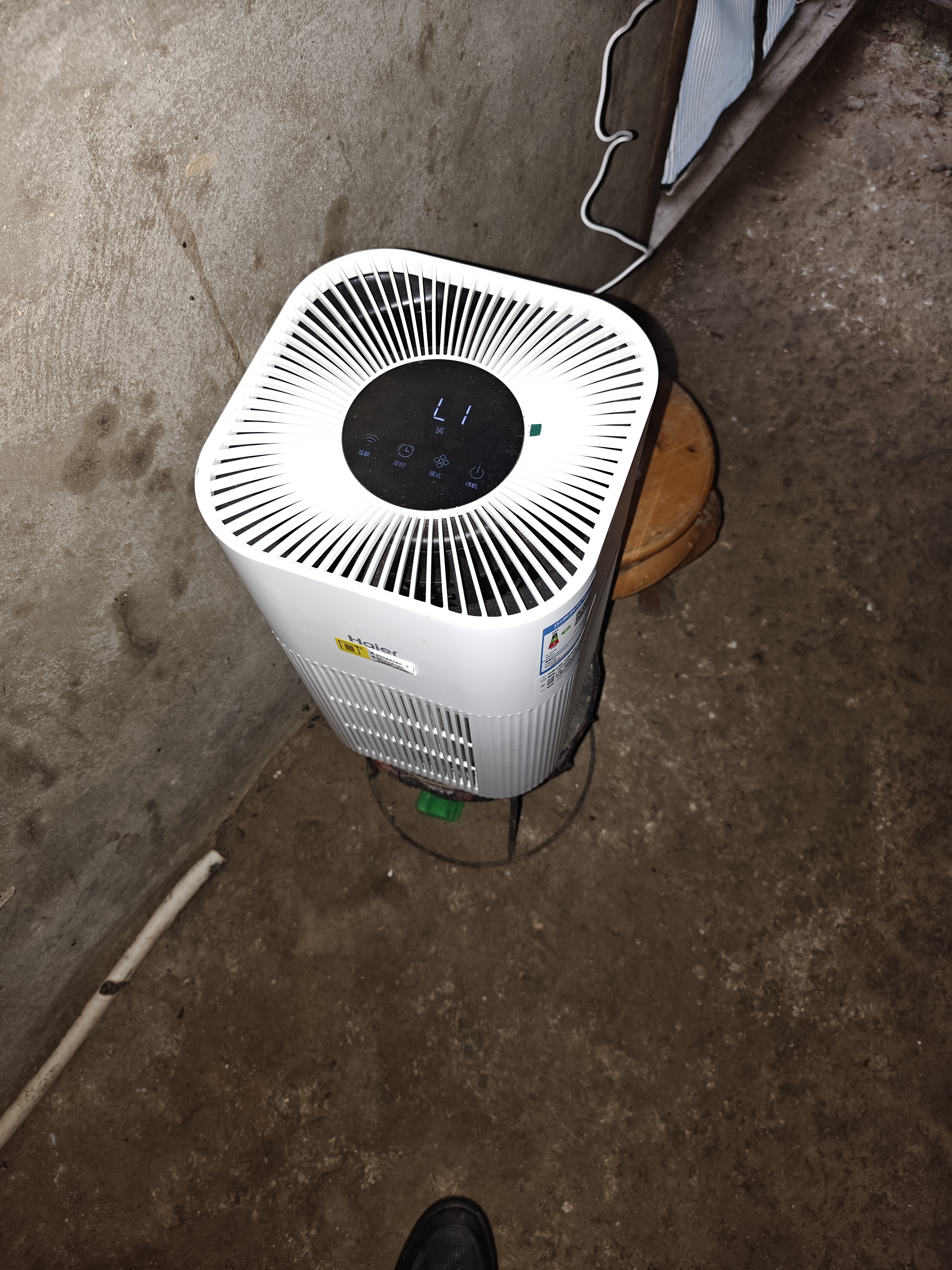 海尔（Haier）【重磅新品】空气净化器除甲醛过敏原家用新房二手烟办公母婴卧室除菌花粉桌面白鲸H-Mini KJ200F 实拍图