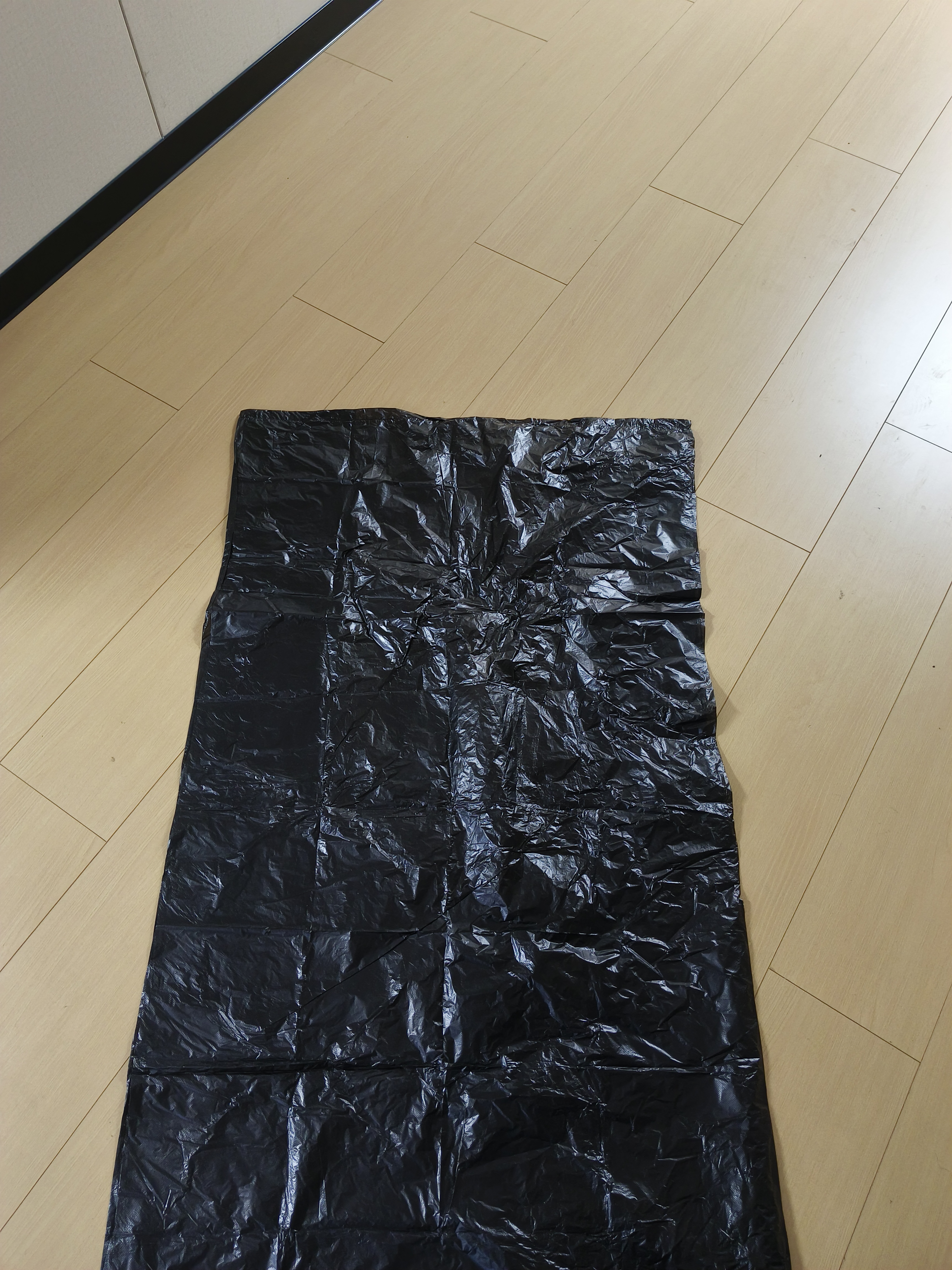 威佳黑色小垃圾袋小号100只20L物业商用手提垃圾袋背心式50*60cm 双面3丝 实拍图
