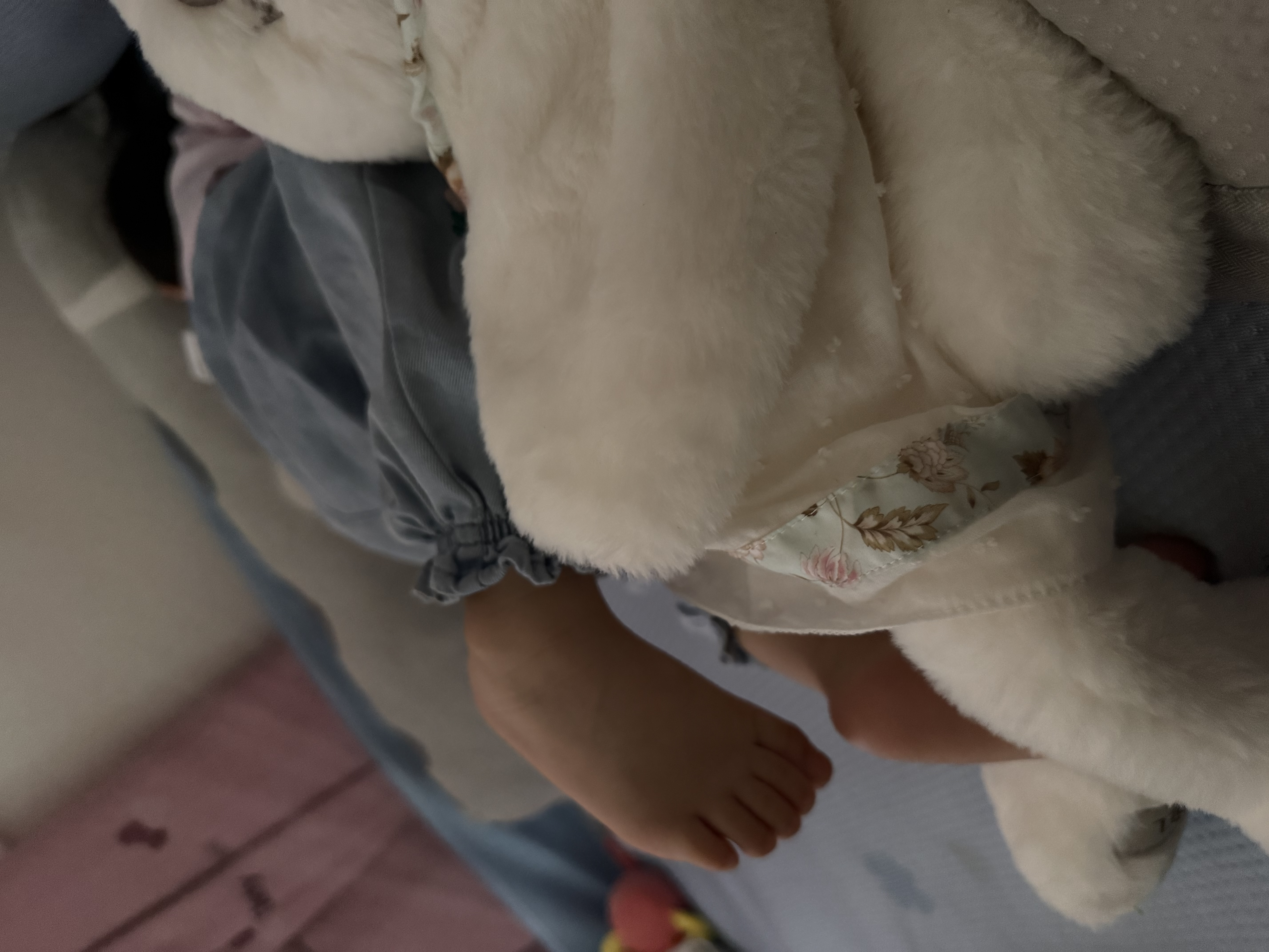 伽百利（Gabriel）兔子玩偶玩具陪伴公仔娃娃送礼生日礼物女士送老婆女生儿童玩具 玛格丽特40cm-送礼盒 实拍图