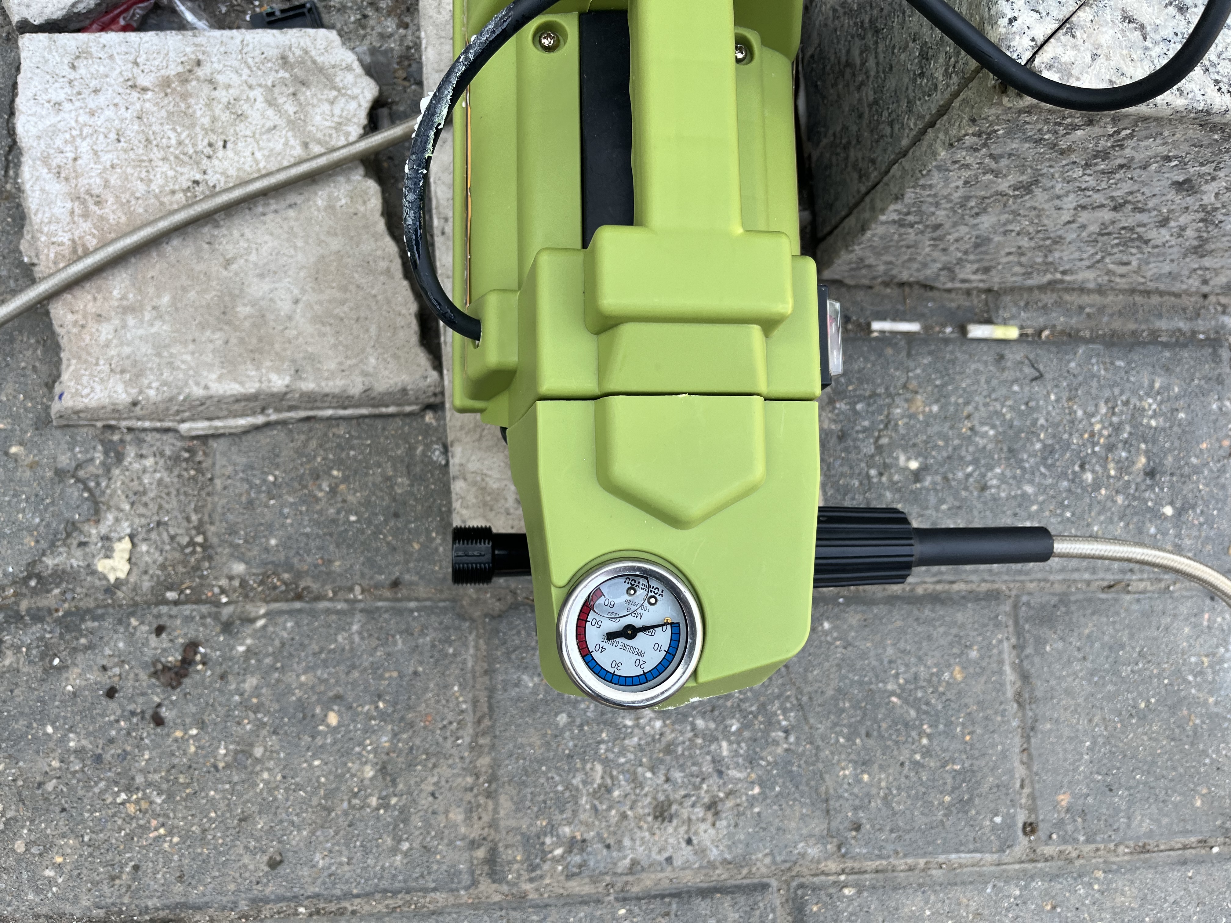 威猛德国220v品质高压洗车机清洗机家用洗车水枪商用刷车泵大功率神器 WM压力表纯铜电机+高压水枪+15米防爆管 铜接头 实拍图