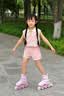 安踏轮滑儿童女孩溜冰鞋初学者直排轮旱冰鞋男生女生滑冰鞋套装 追风粉【双芭扣硬壳防撞】轻装畅滑款 轮滑鞋+ 轮滑礼包 S （适合运动鞋26-31码）四码可调【约3-6岁】 实拍图