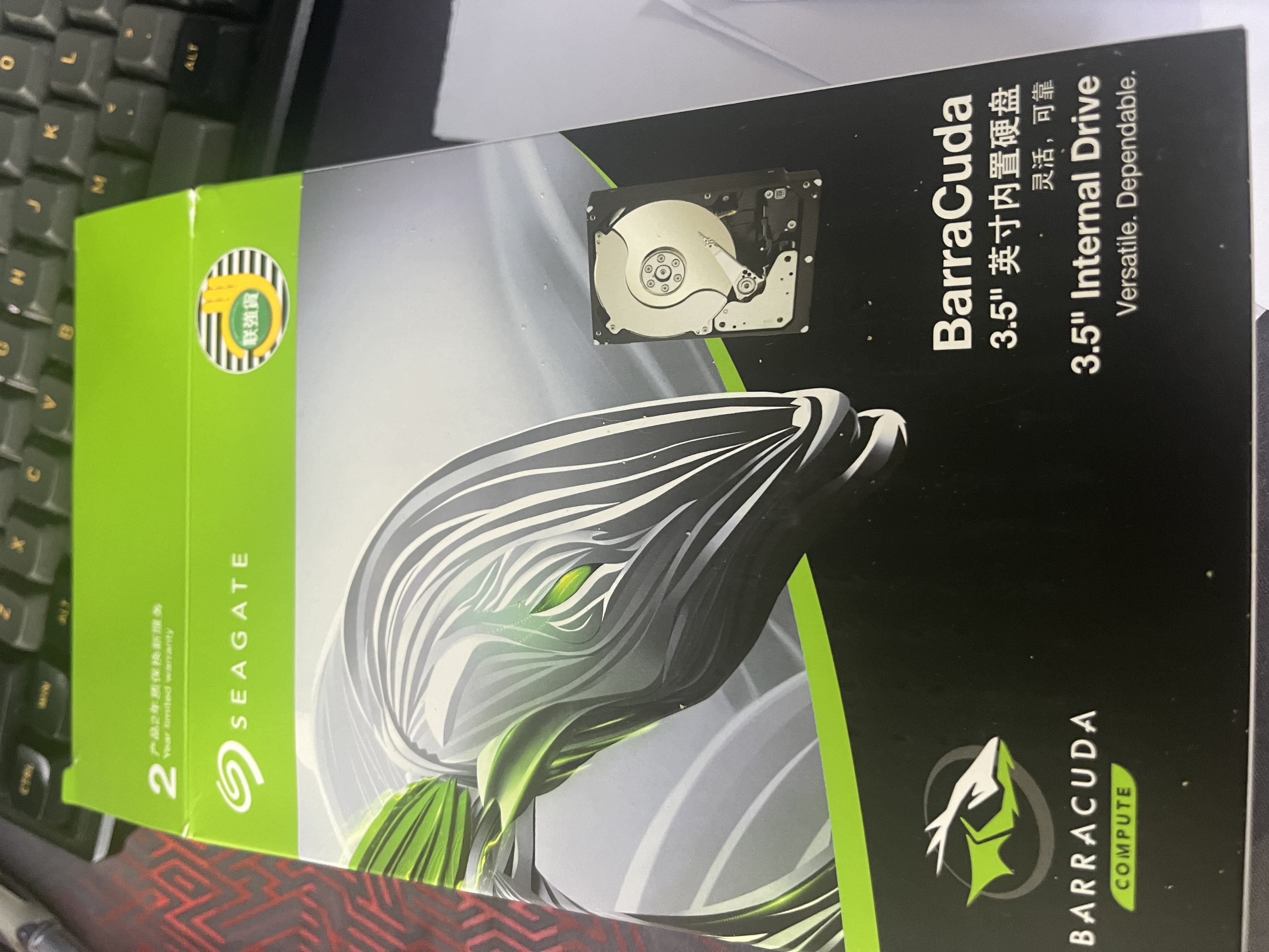 希捷（SEAGATE）16TB 电脑大容量氦气硬盘 台式机7200转 512MB 机械硬盘 SATA 希捷酷鱼系列 3.5英寸 ST16000DM001 实拍图