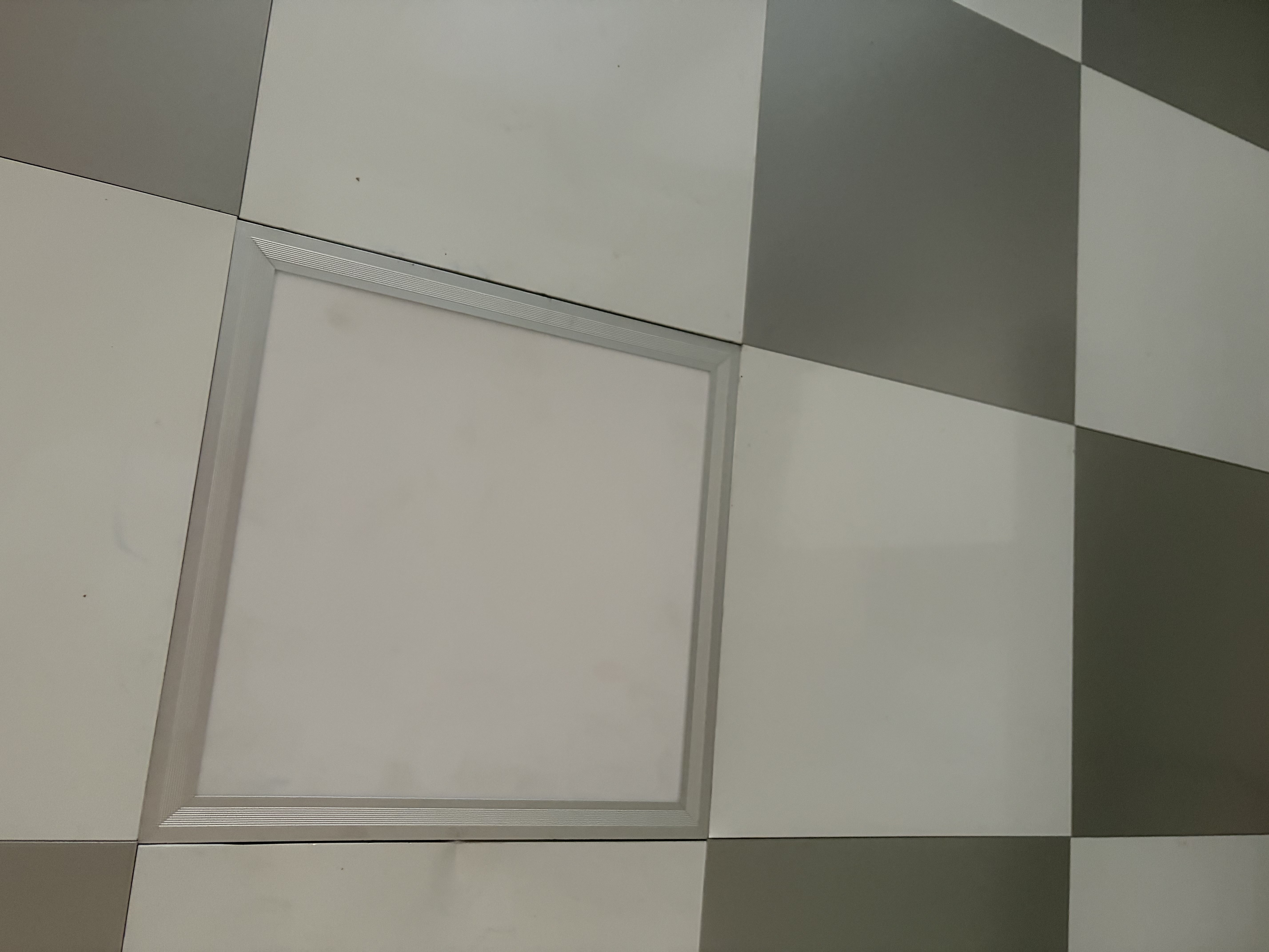 雷士（NVC）超级补贴集成吊顶厨卫灯面板灯led铝扣板平板灯16W 300*300mm雾银 实拍图