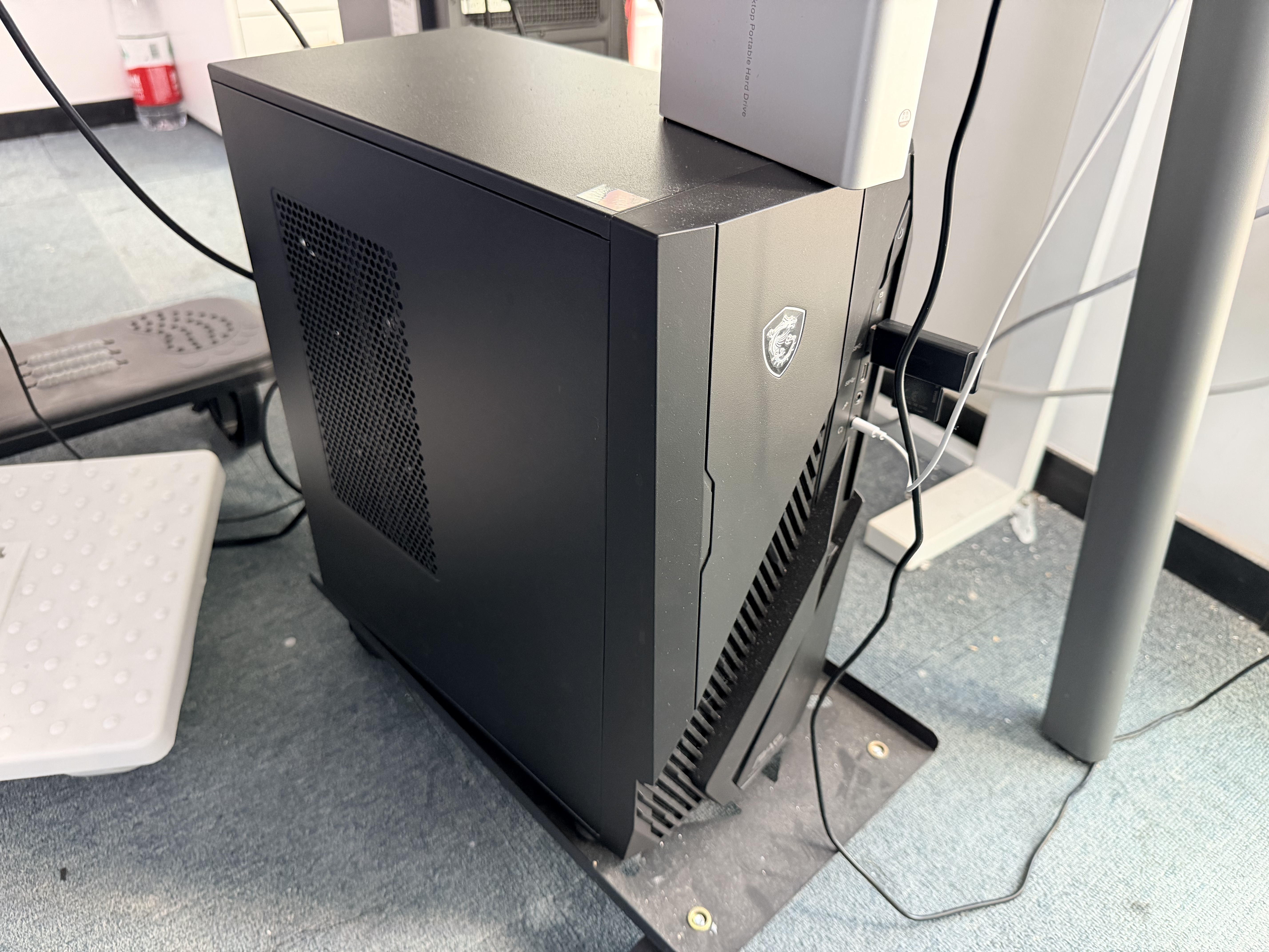 微星（MSI）无烬E1 酷睿7 230H/RTX5060/32G/1T国家补贴游戏台式机电脑主机设计师整机openclaw龙虾 实拍图
