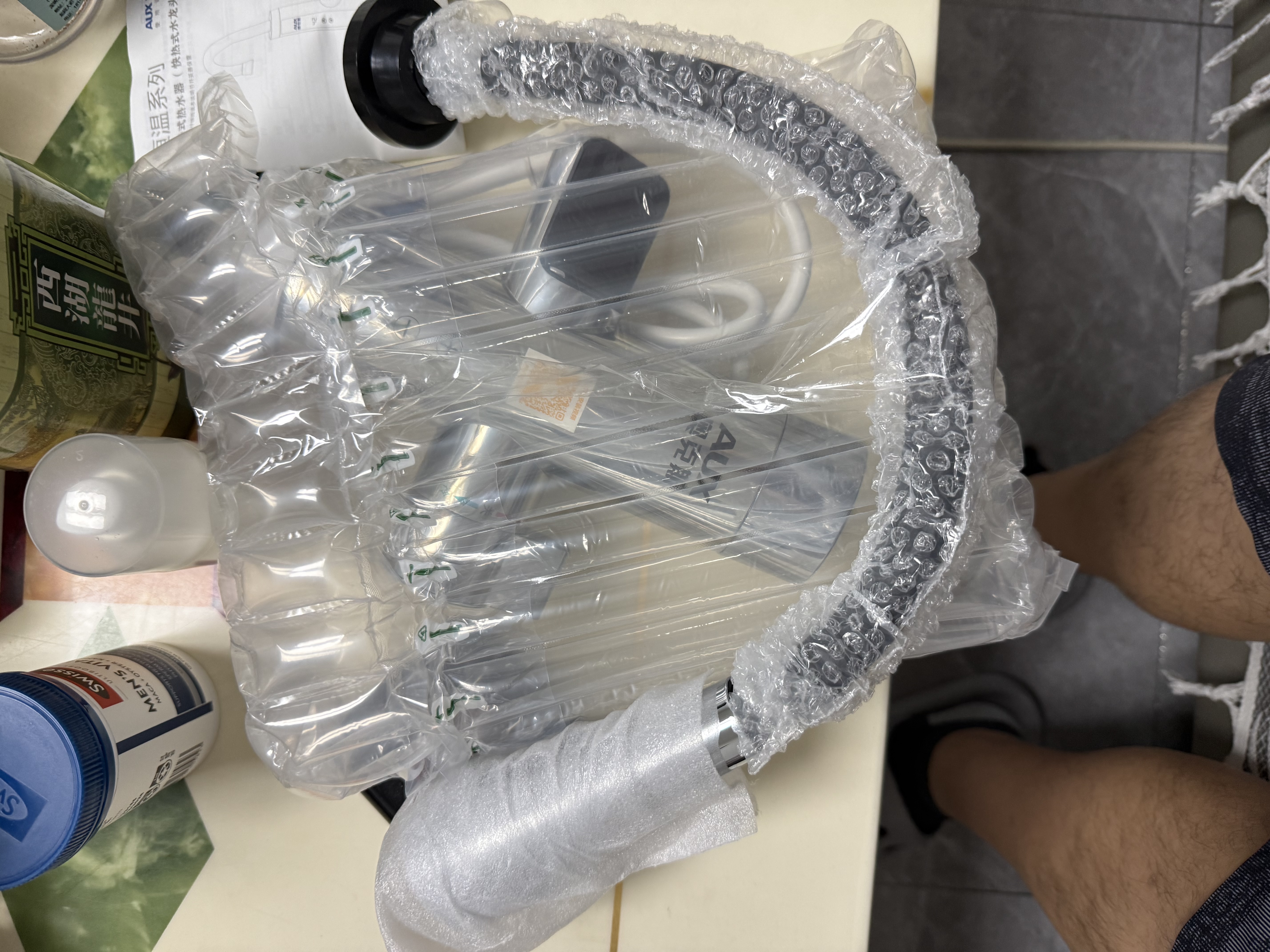 奥克斯电热水龙头热水器加热水龙头速热水龙头变频恒温厨房万向水管 恒温银+漏保+万向管 实拍图