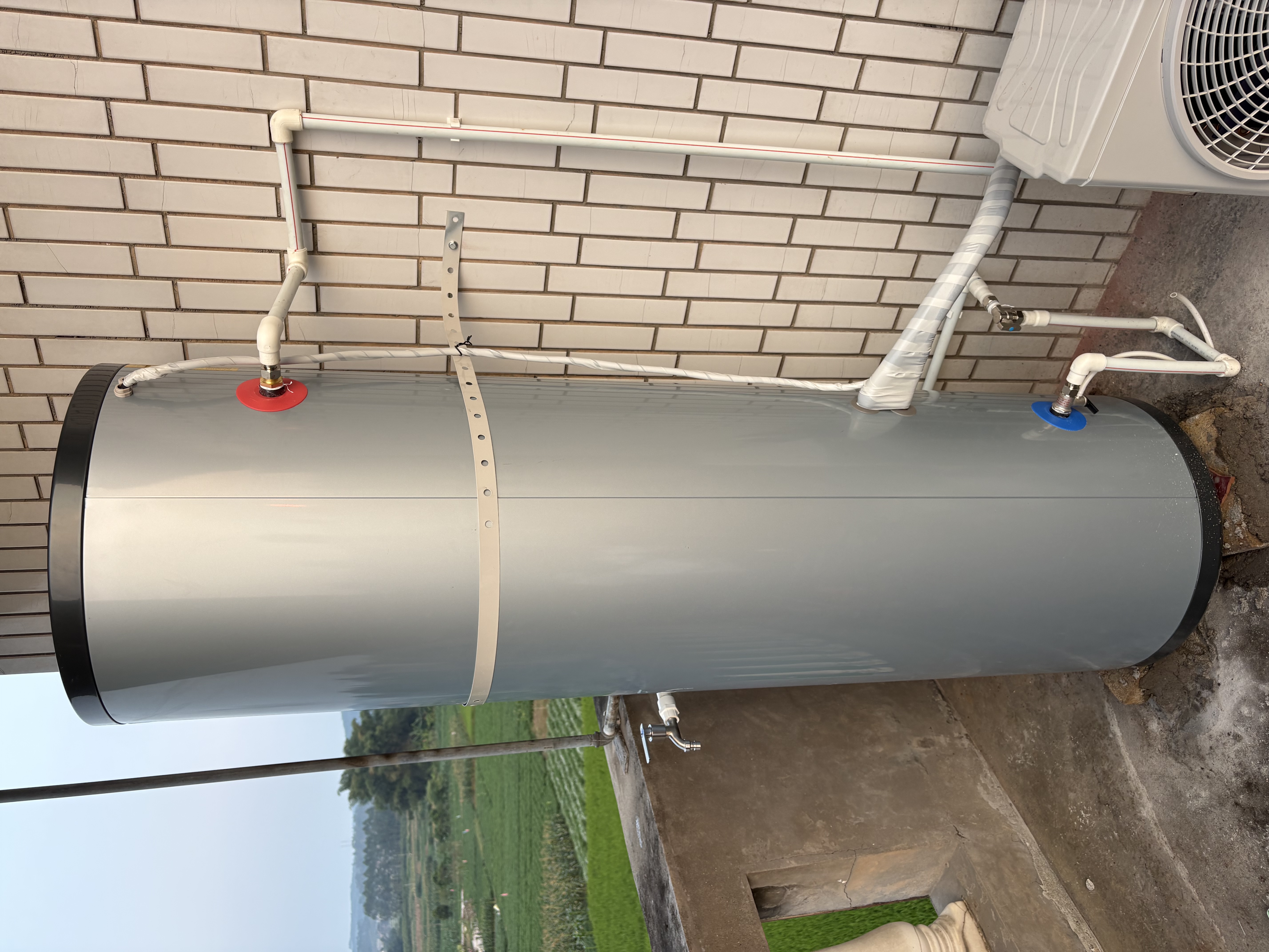 海尔（Haier）双变频空气能热水器200升超一级能效省电80℃高水温家用全屋净水洗商用热泵源电热水器以旧换新装 200升无镁棒免维护【新技术】 变频 带电辅热 实拍图